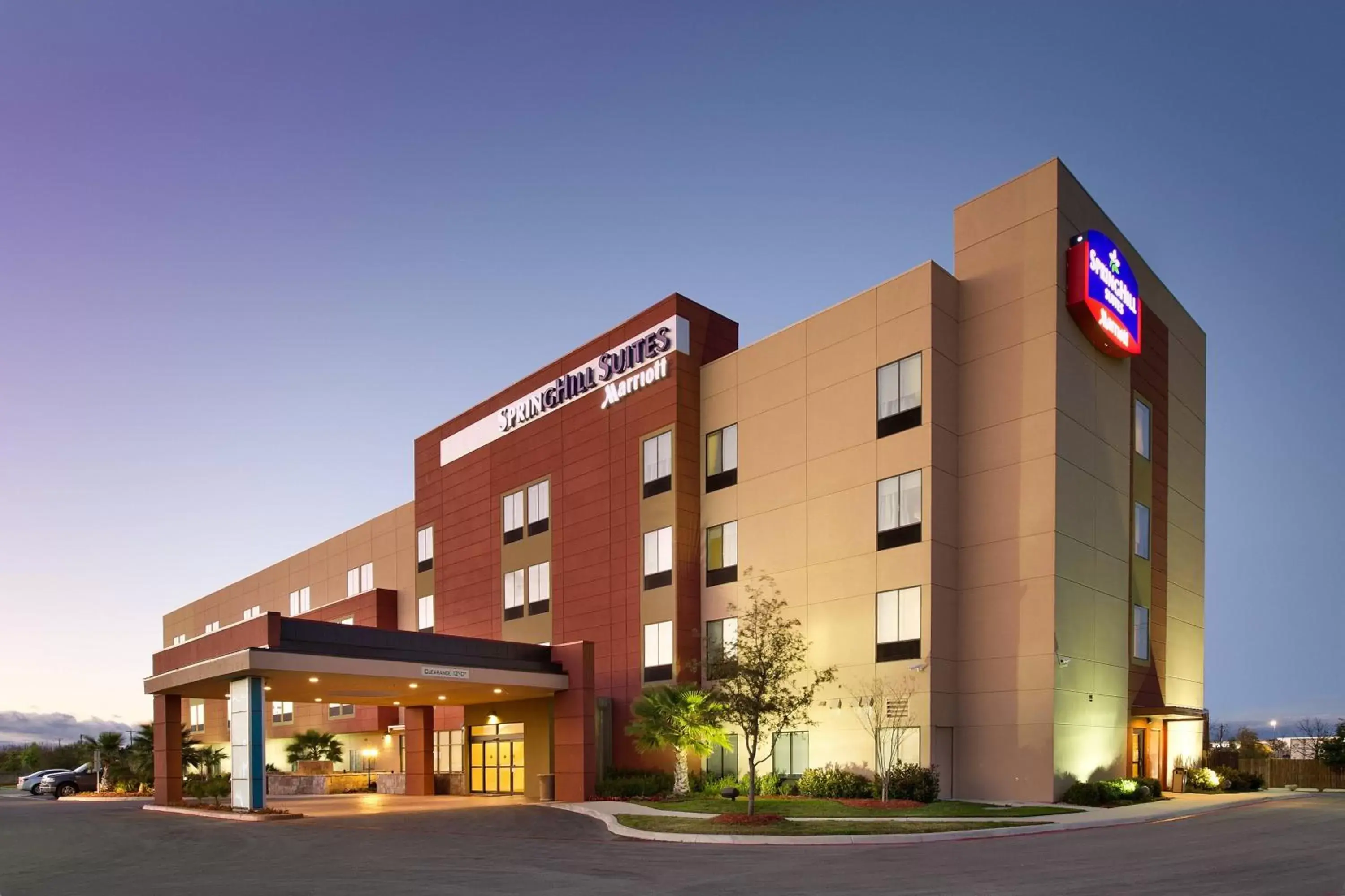 Property Building in SpringHill Suites by Marriott San Antonio SeaWorld®/Lackland