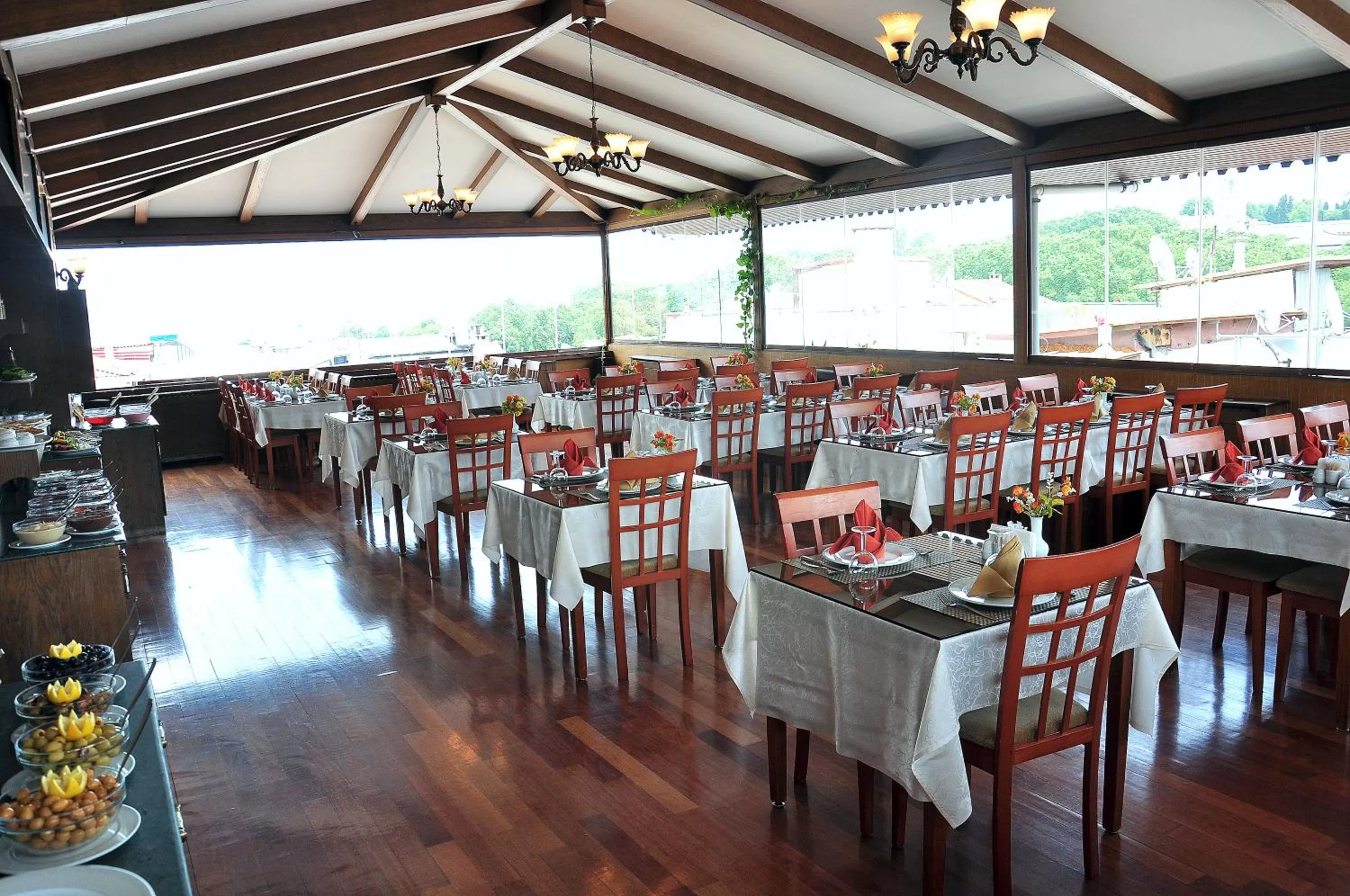 Restaurant/places to eat in Hotel Centrum Istanbul