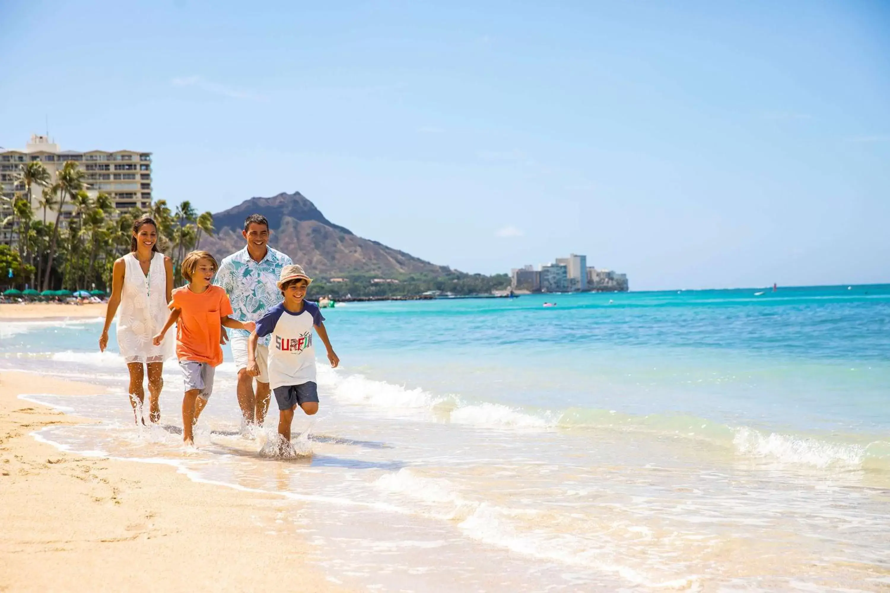 Sports, Beach in DoubleTree by Hilton Alana - Waikiki Beach