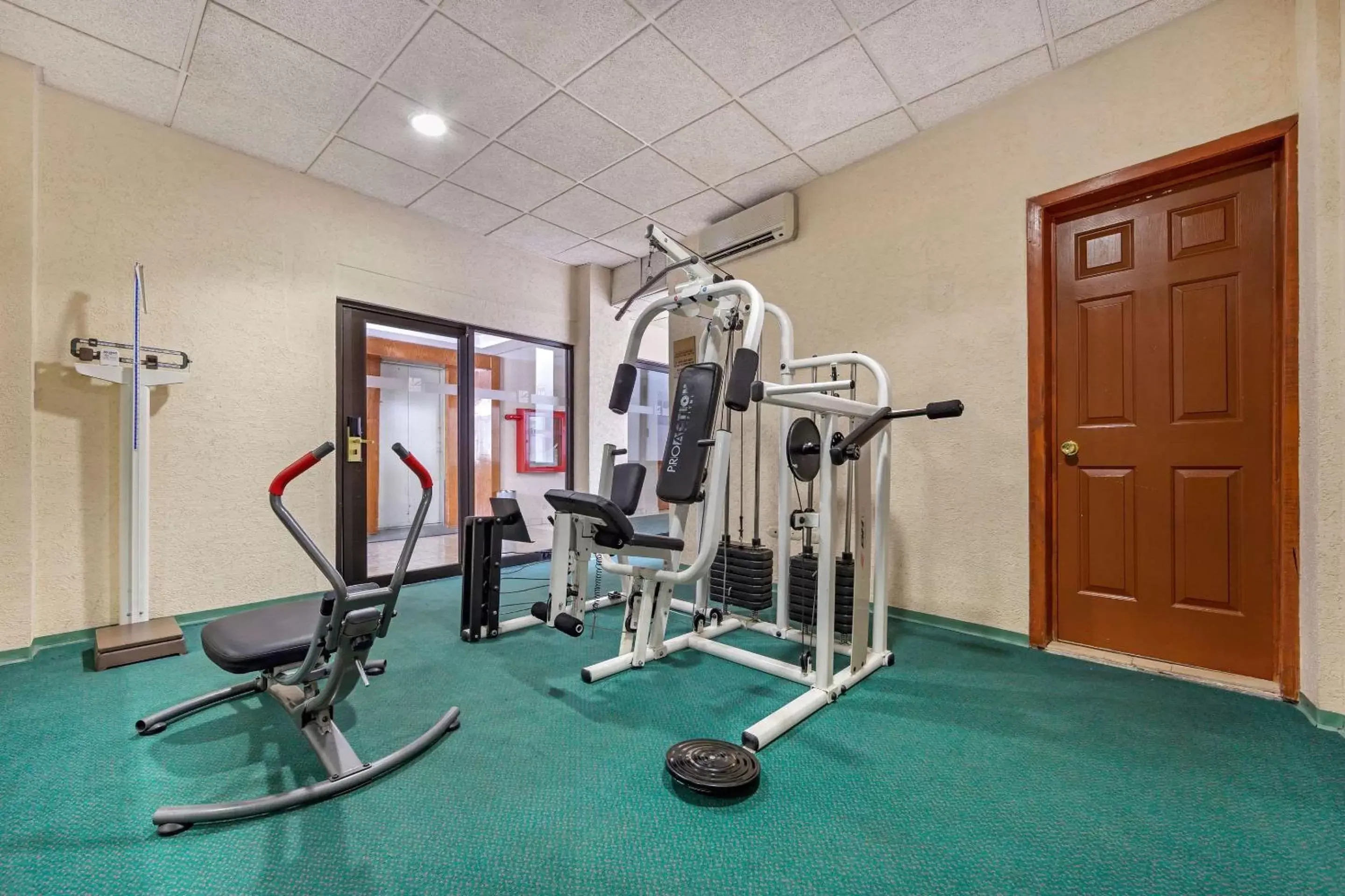 Fitness centre/facilities in Quality Inn Aguascalientes Fitness centre/facilities in Quality Inn Aguascalientes