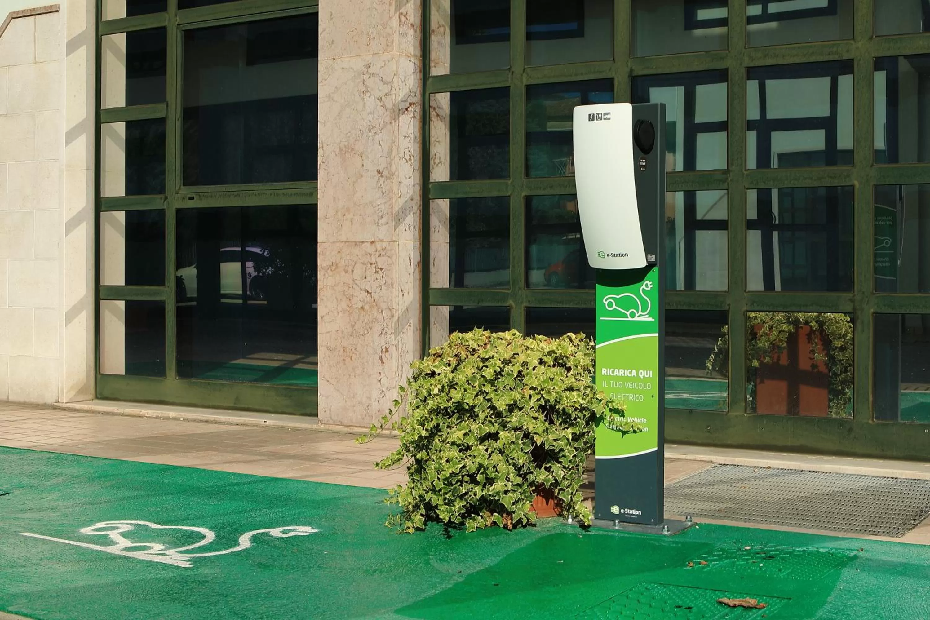 Certificate/Award in Hotel Eden