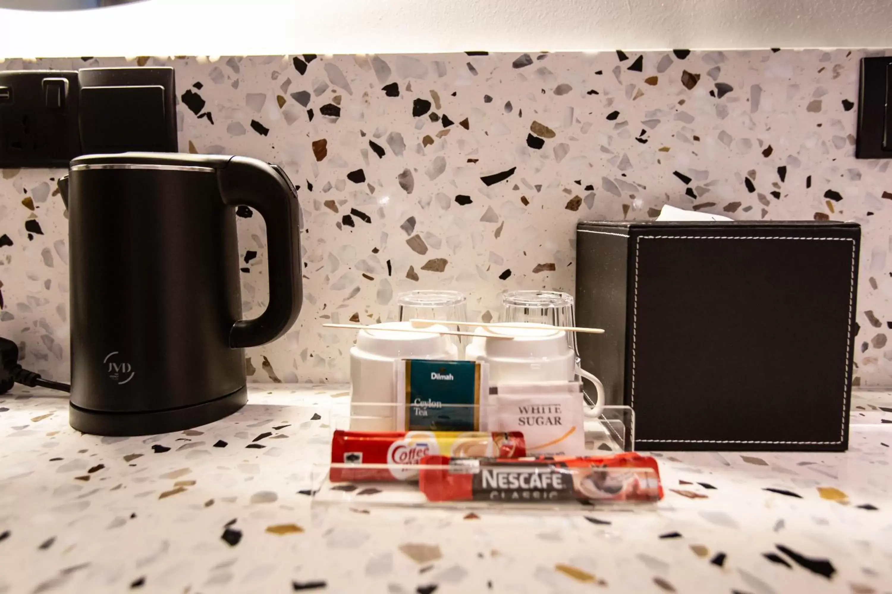 Coffee/tea facilities in ibis budget Singapore Gold