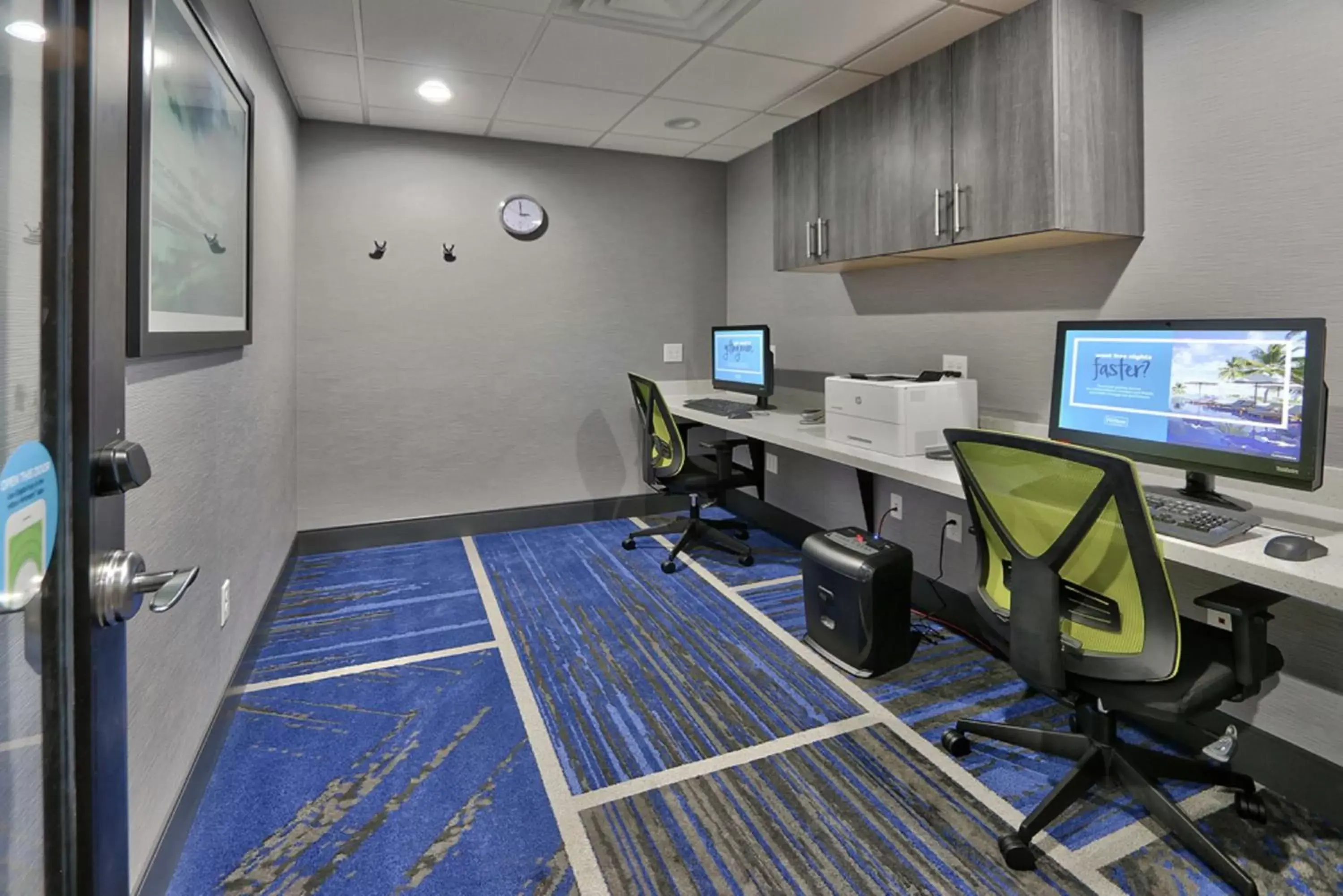 Business facilities in Hampton Inn & Suites Guthrie, OK