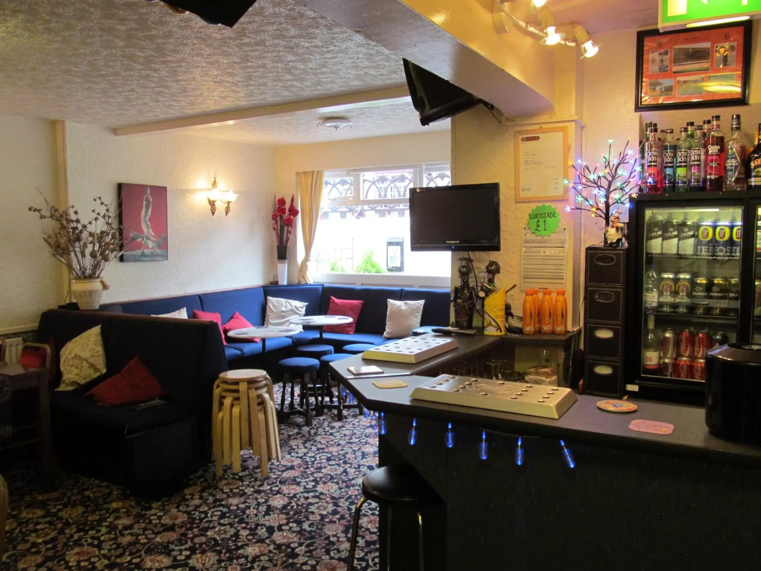 Lounge or bar in Alondra Hotel