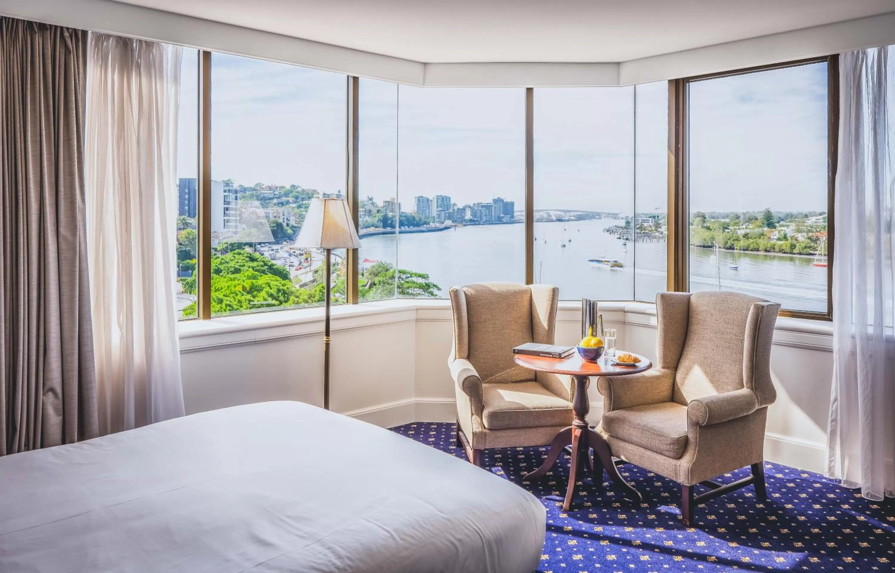 River view, Bed in View Brisbane