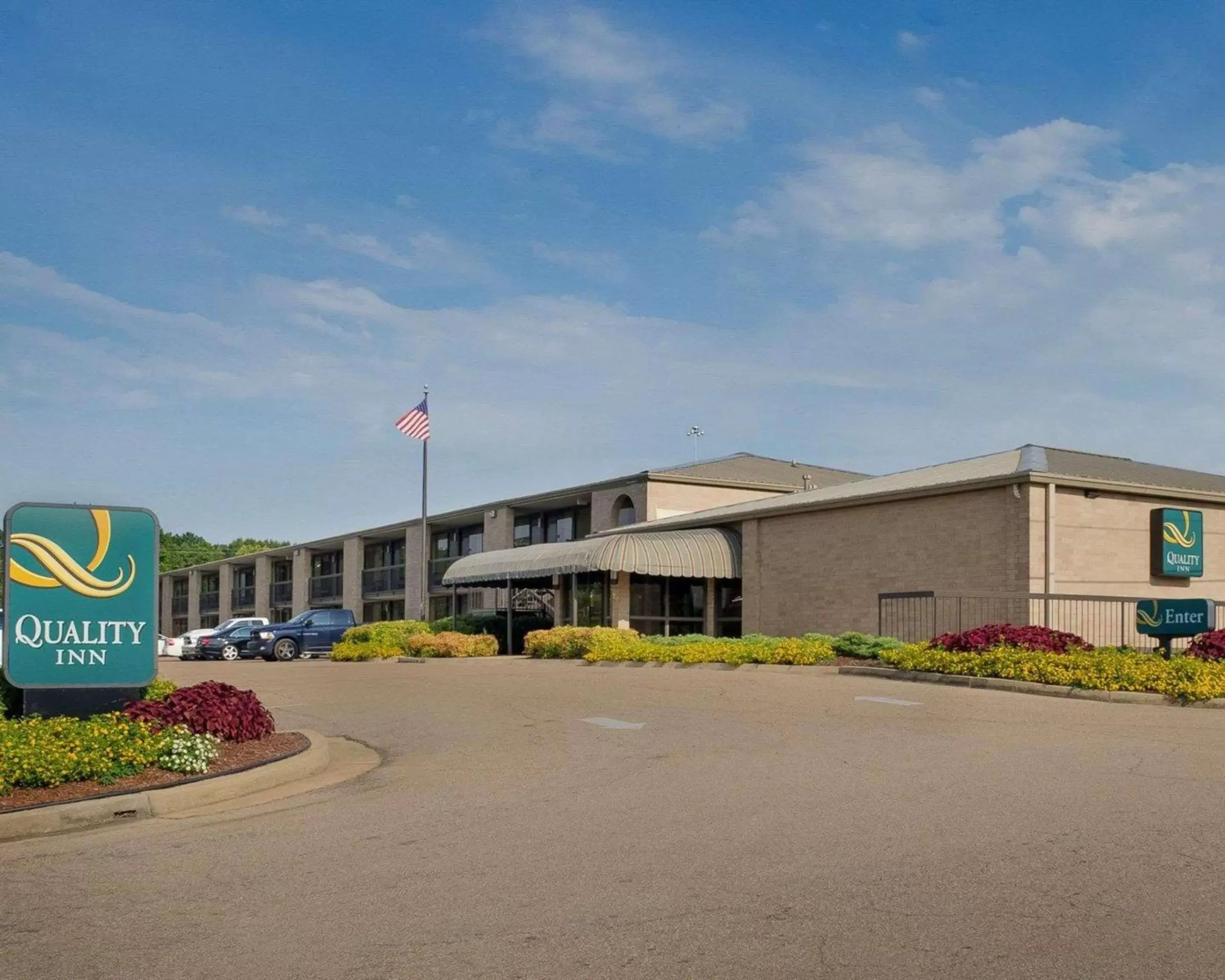 Property Building in Quality Inn Columbus
