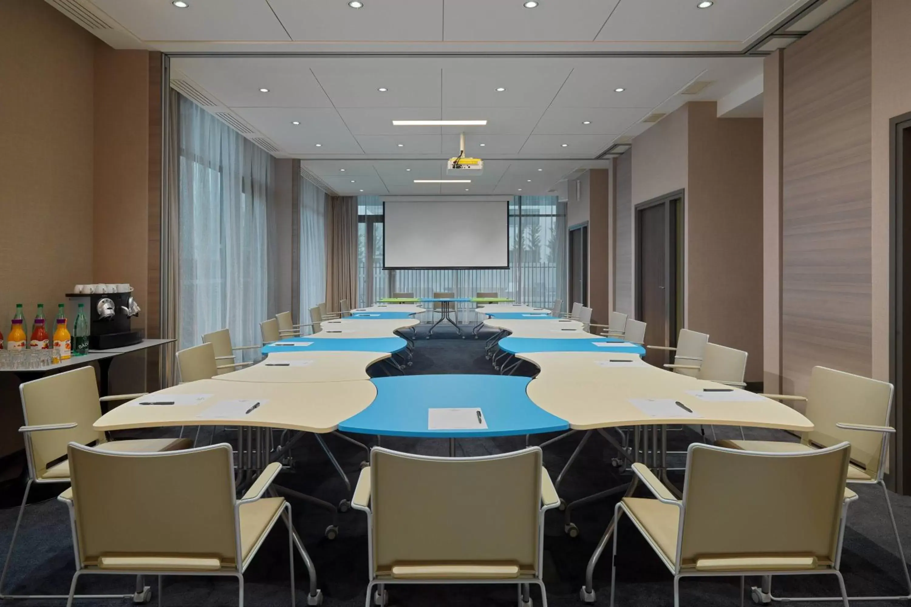 Meeting/conference room in Residence Inn by Marriott Toulouse-Blagnac