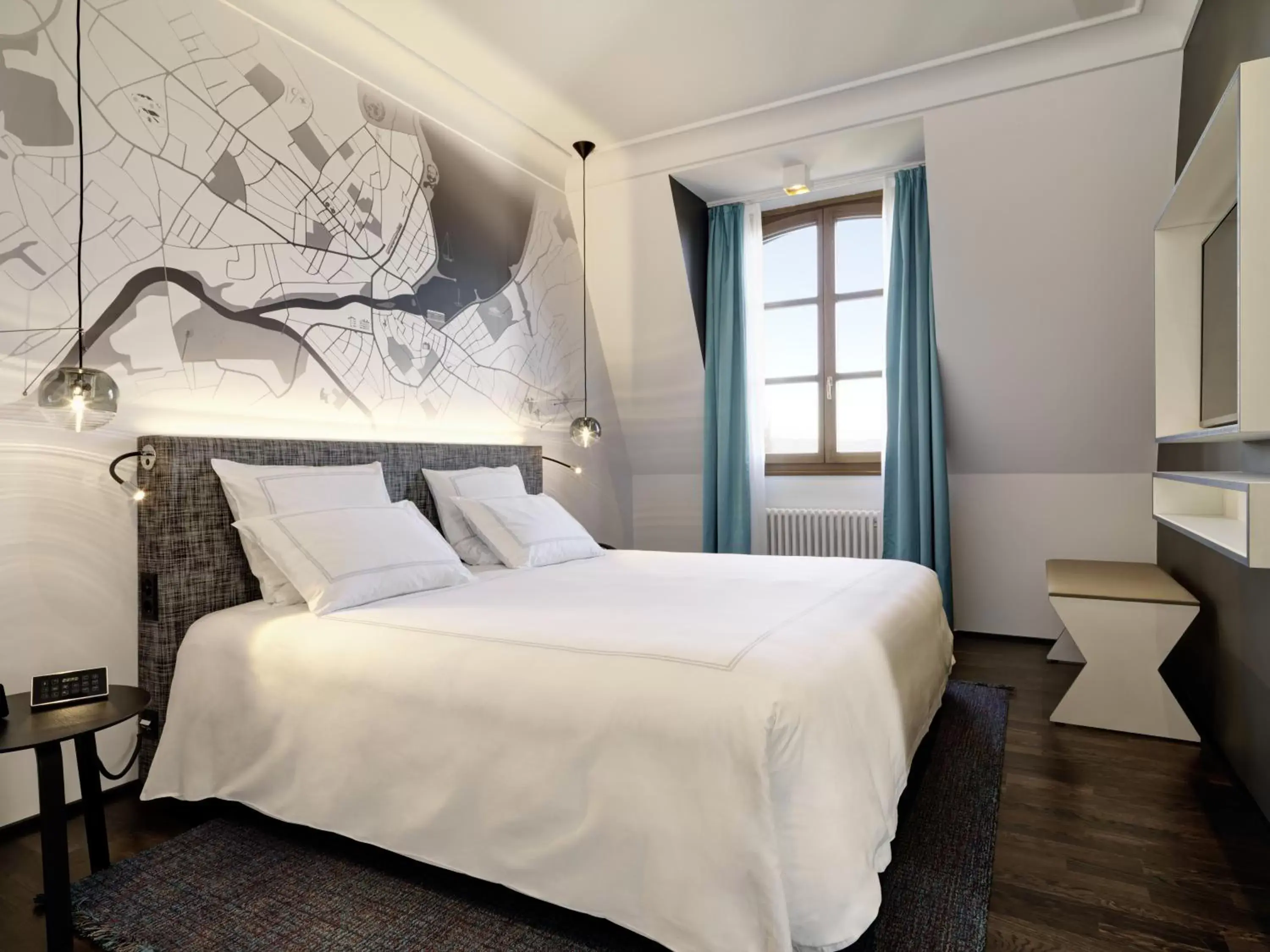 Bedroom, Bed in Hôtel Métropole Genève