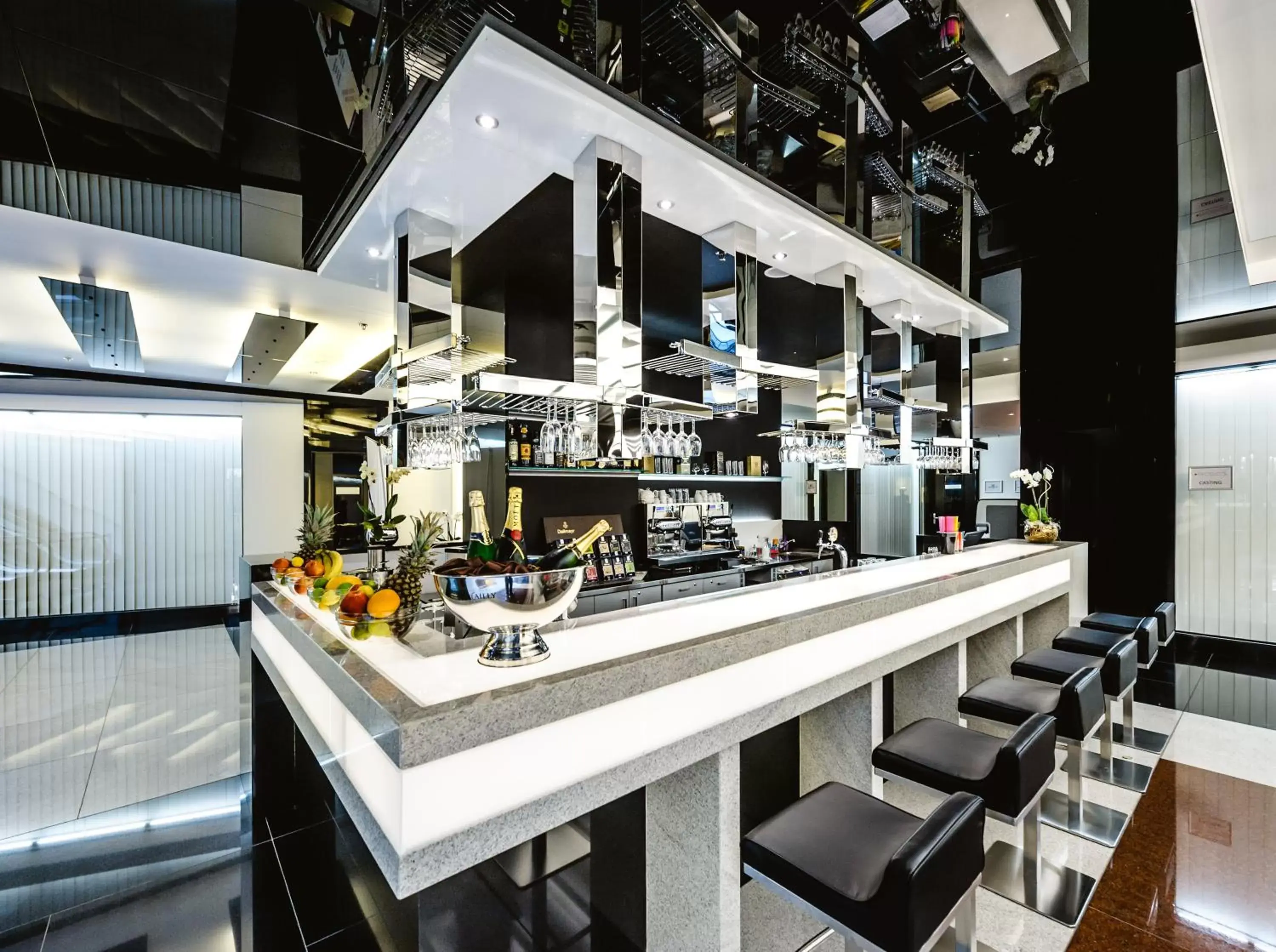 Lounge or bar, Restaurant/Places to Eat in Grandior Hotel Prague