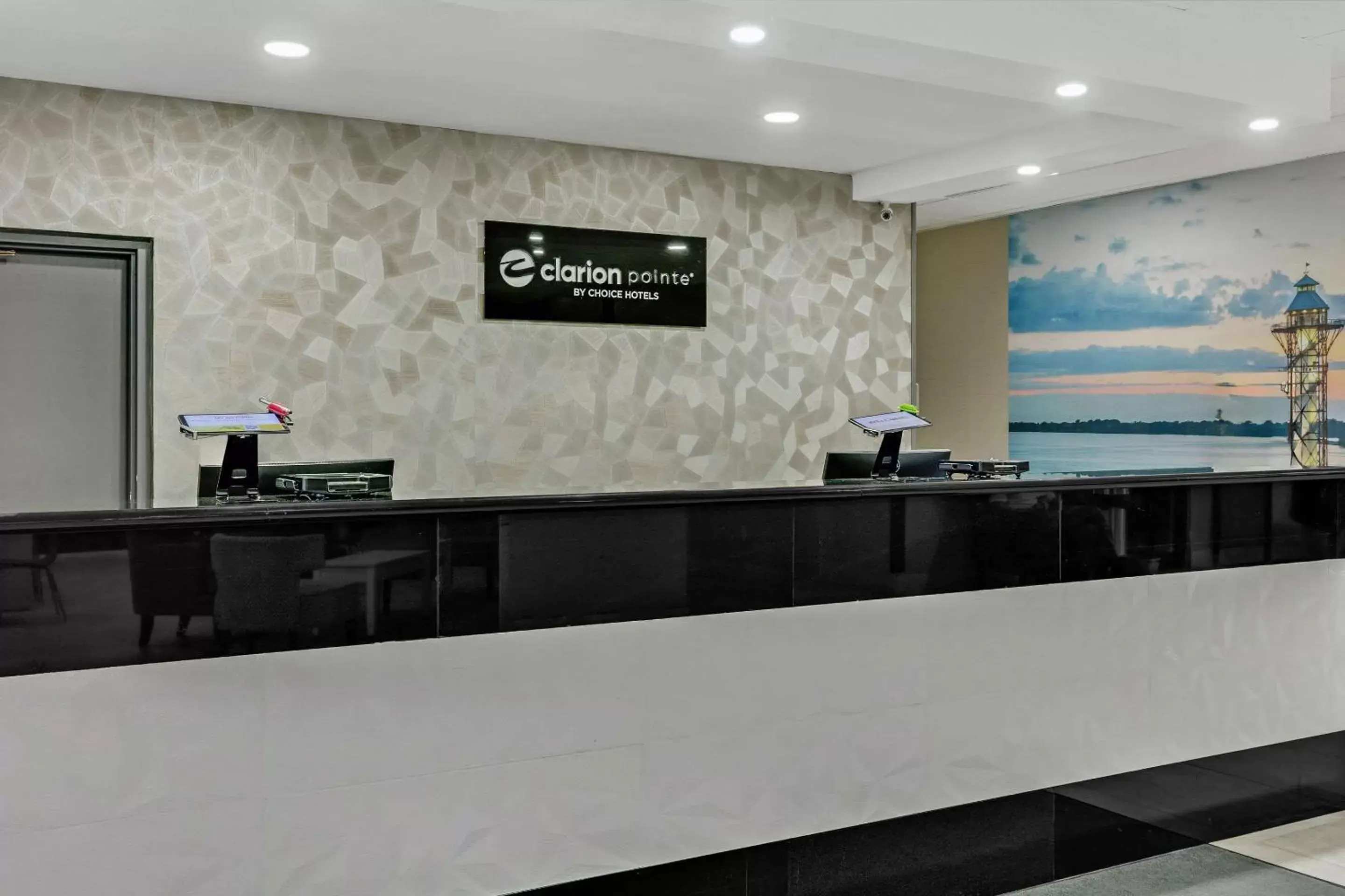 Lobby or reception, Lobby/Reception in Clarion Pointe by Choice Hotel