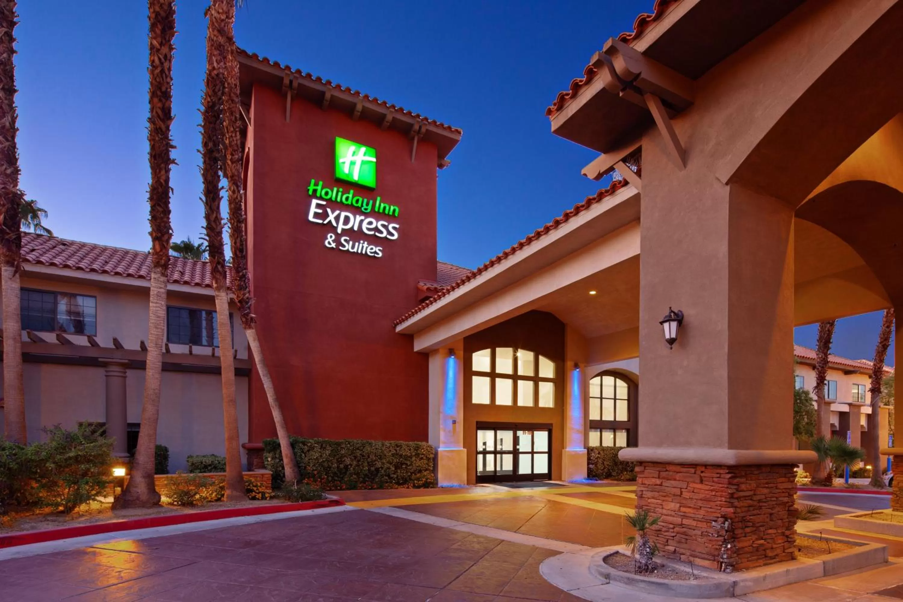 Property building in Holiday Inn Express & Suites Rancho Mirage - Palm Spgs Area by IHG