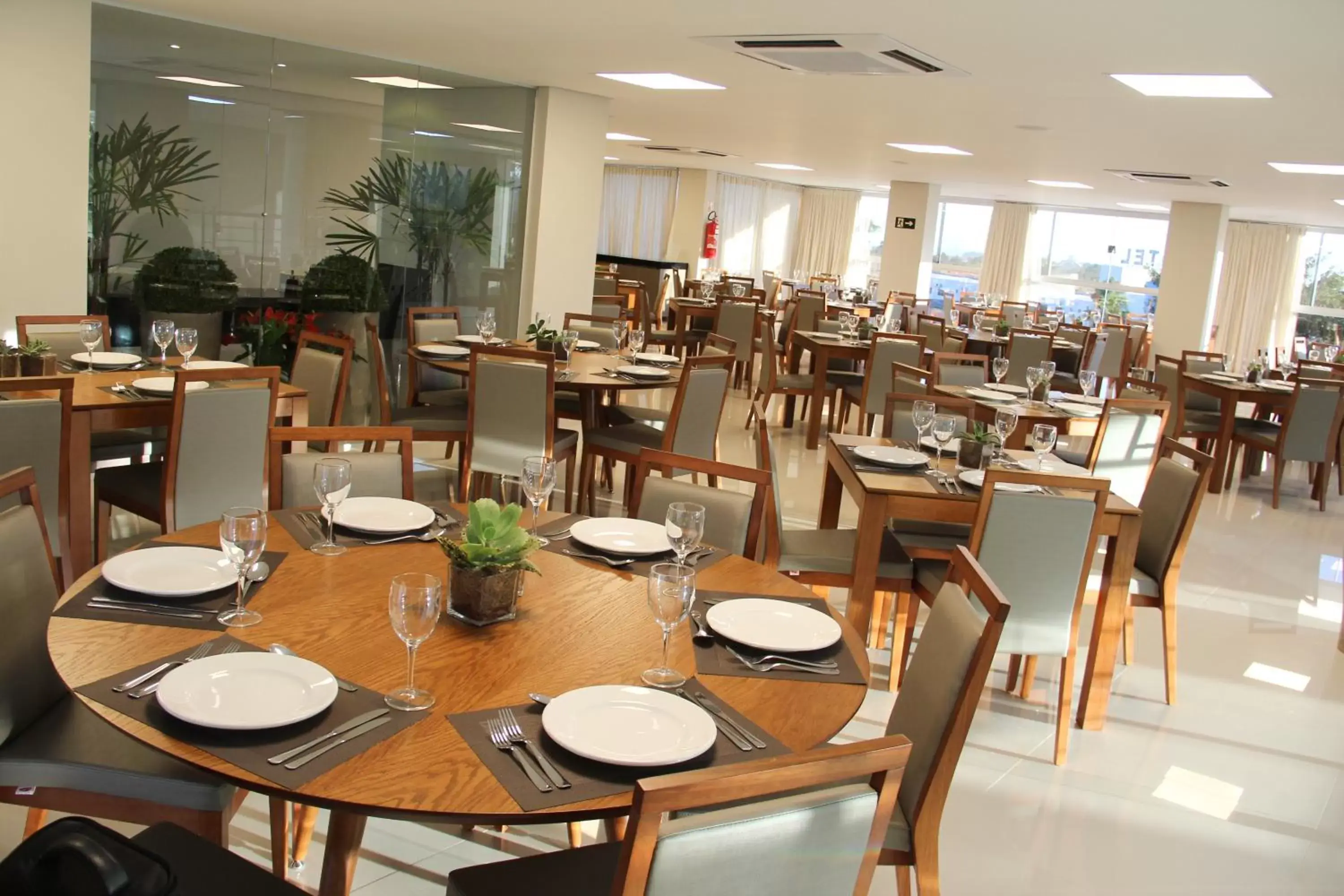 Restaurant/Places to Eat in Gran Park Hotel e Convenções