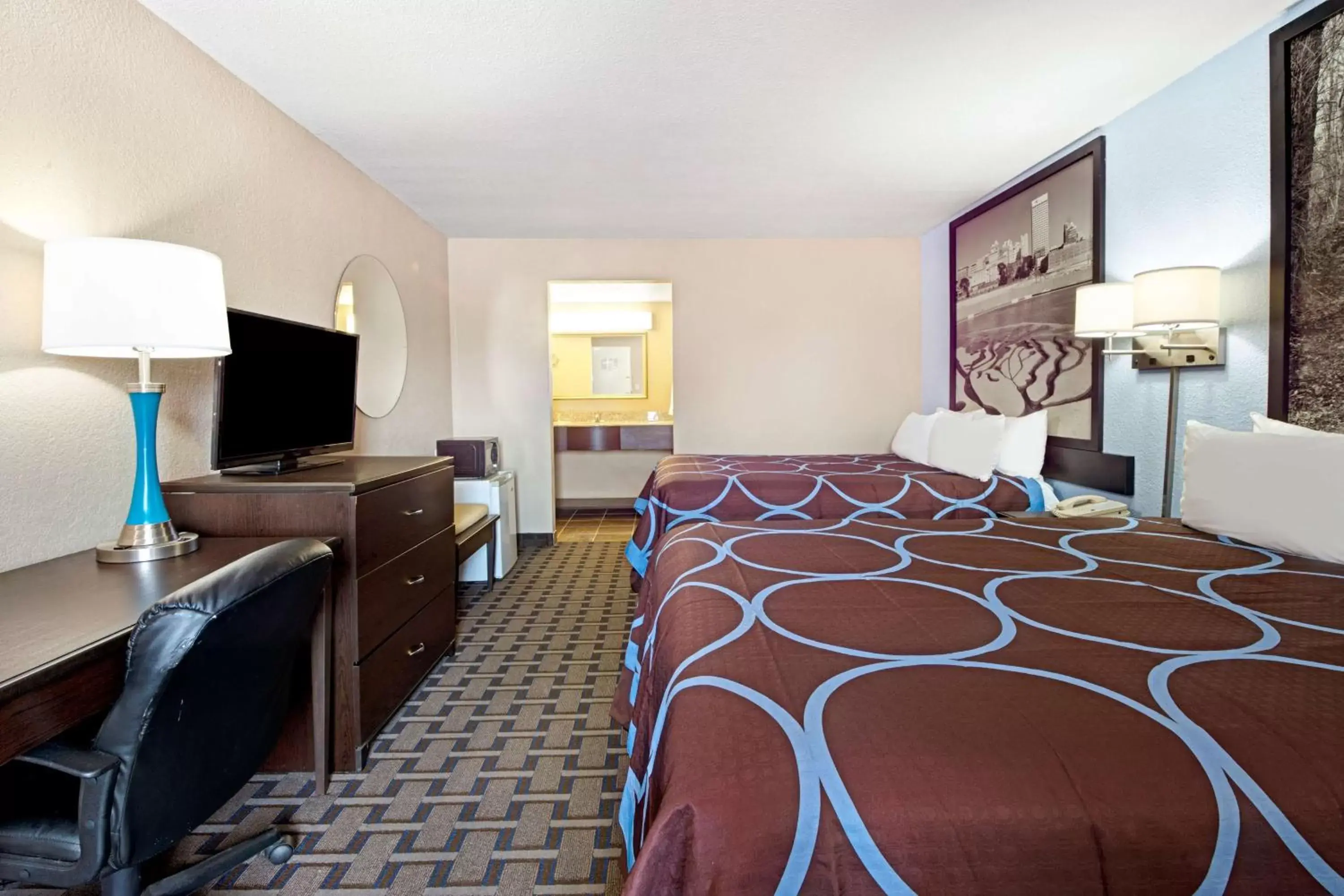 Queen Room with Two Queen Beds- Smoking in Super 8 by Wyndham Lakeland