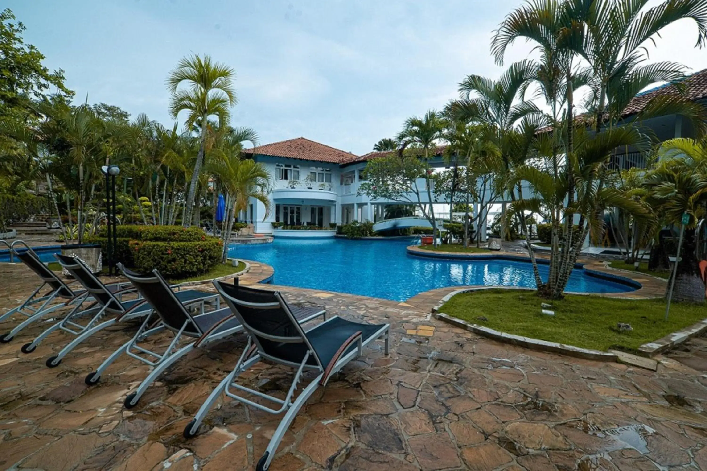 Pool view, Swimming Pool in Nongsa Point Marina