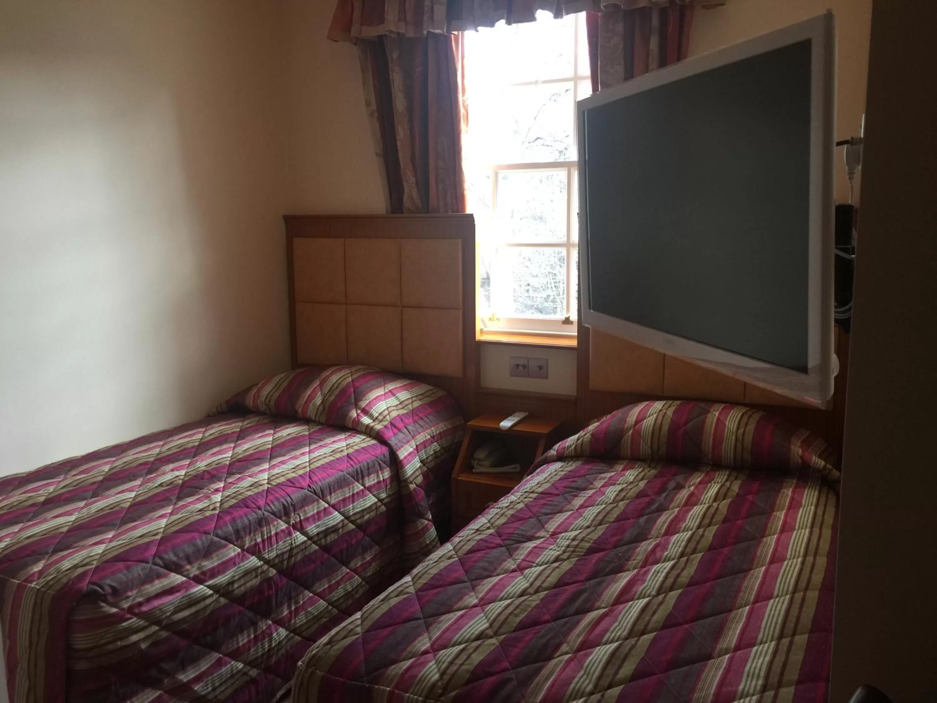 Bed in White House Hotel