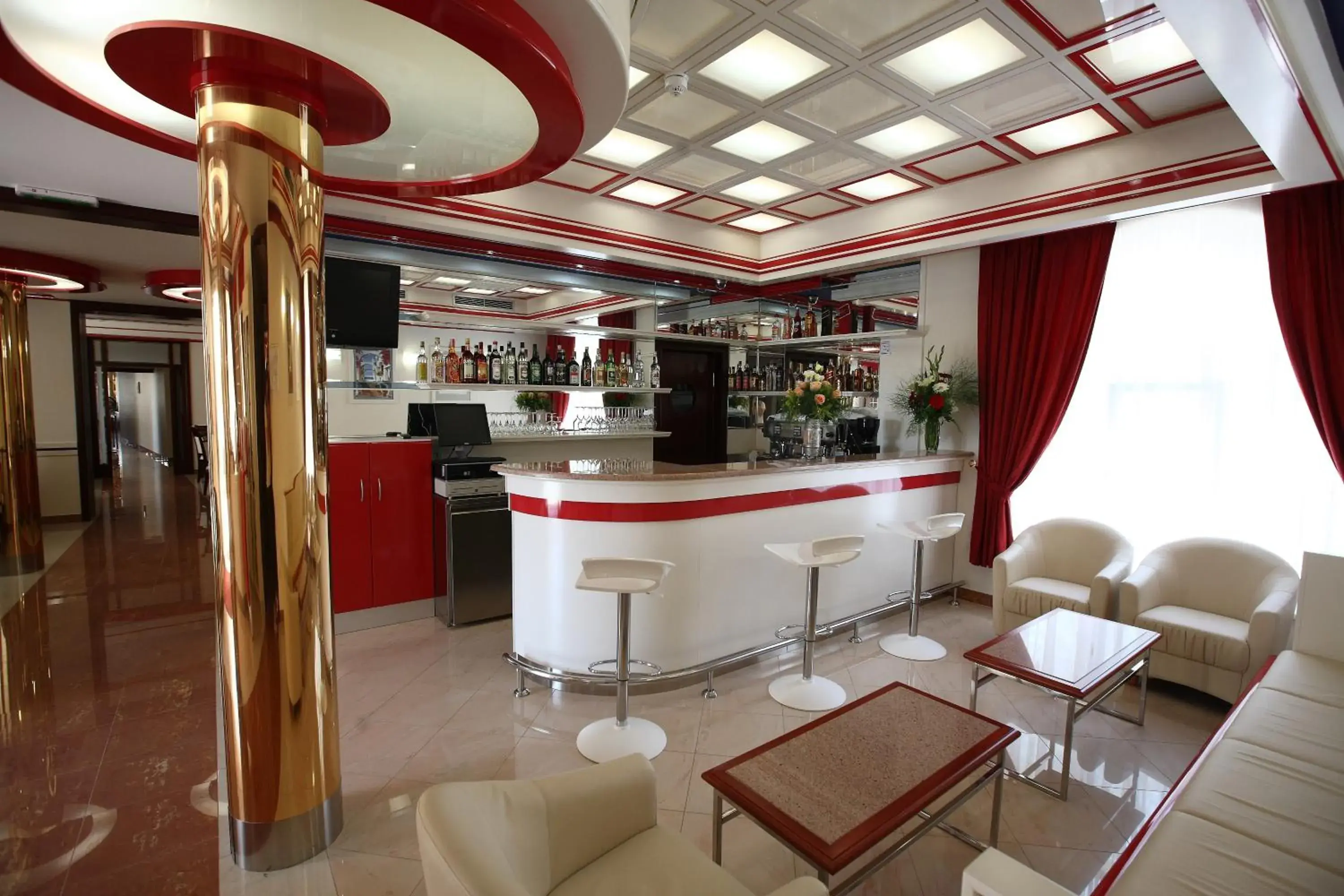 Lounge or bar, Lounge/Bar in Hotel Trogir Palace