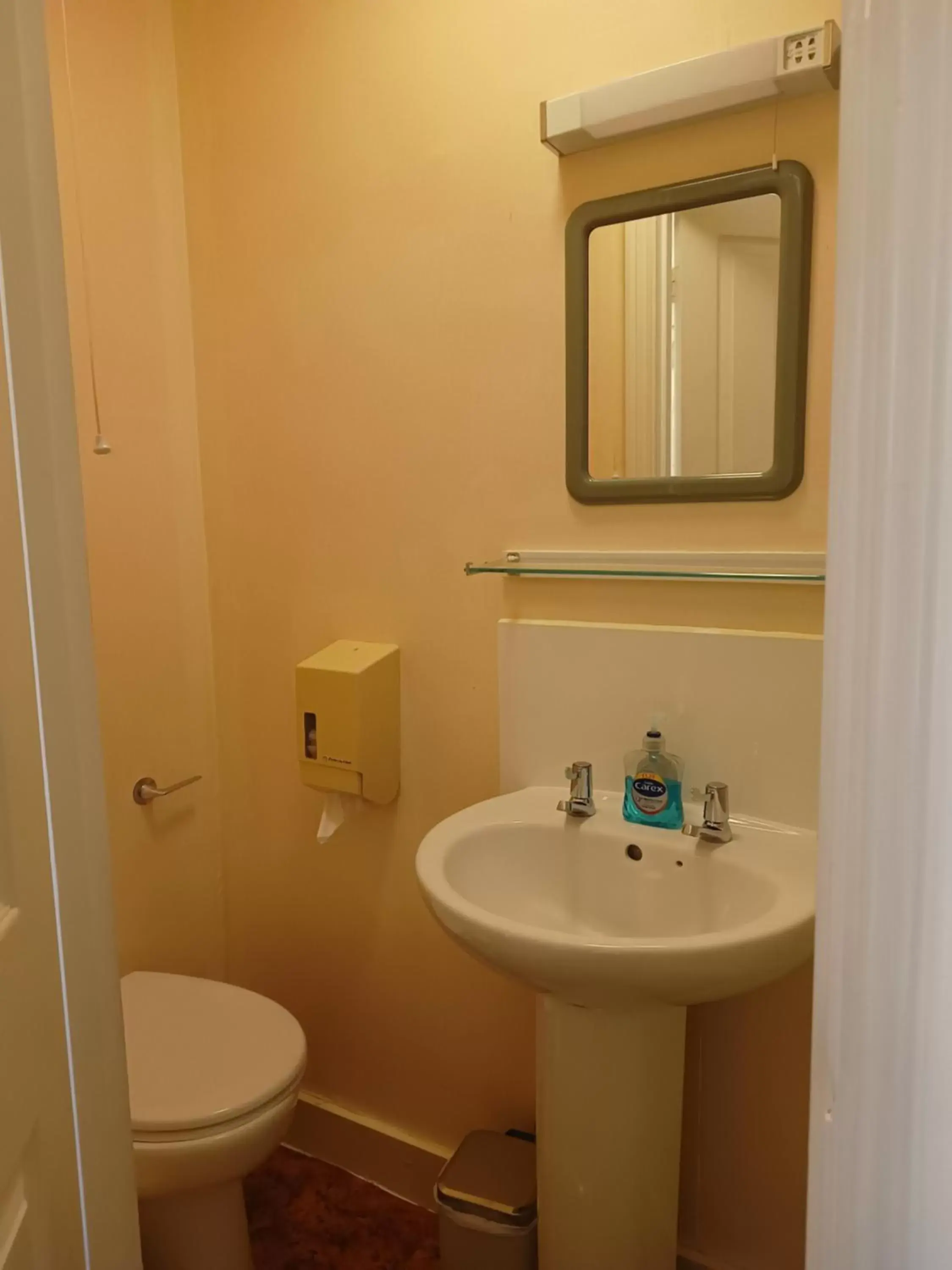 Bathroom in Westgate Hotel