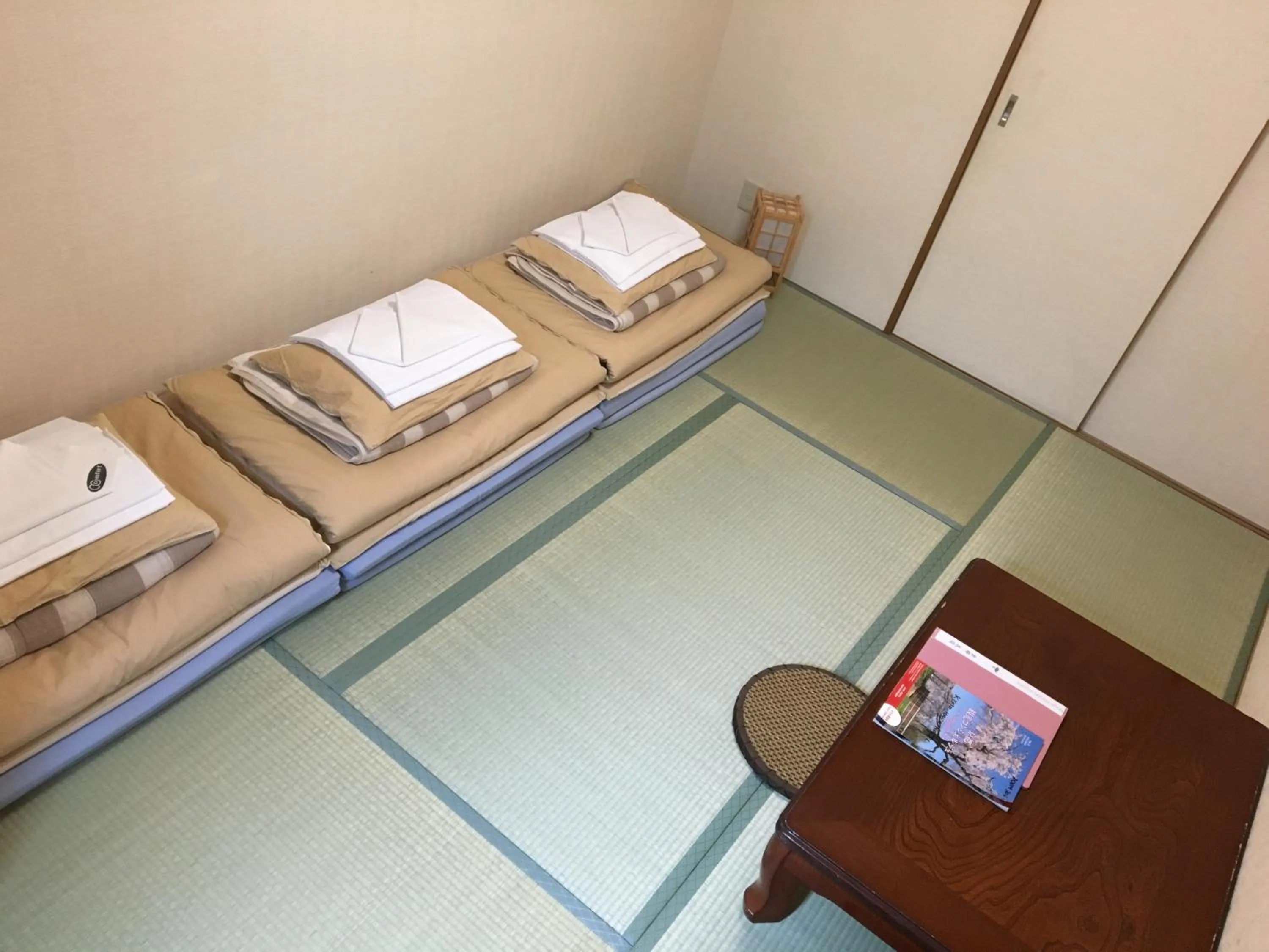 Photo of the whole room, Bed in Kyoto Hana Hostel
