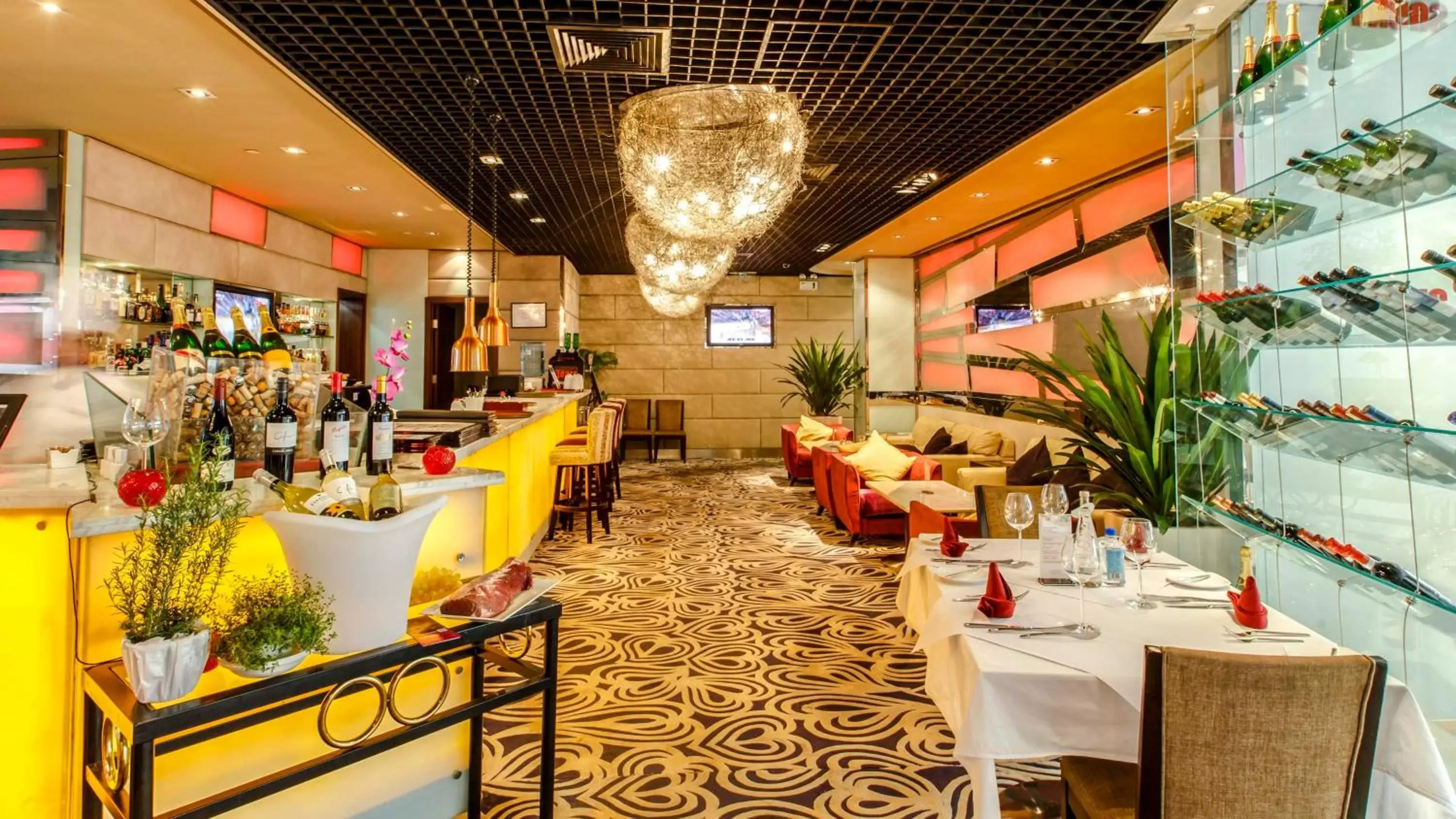 Lounge or bar, Restaurant/Places to Eat in Guo Ji Yi Yuan Hotel
