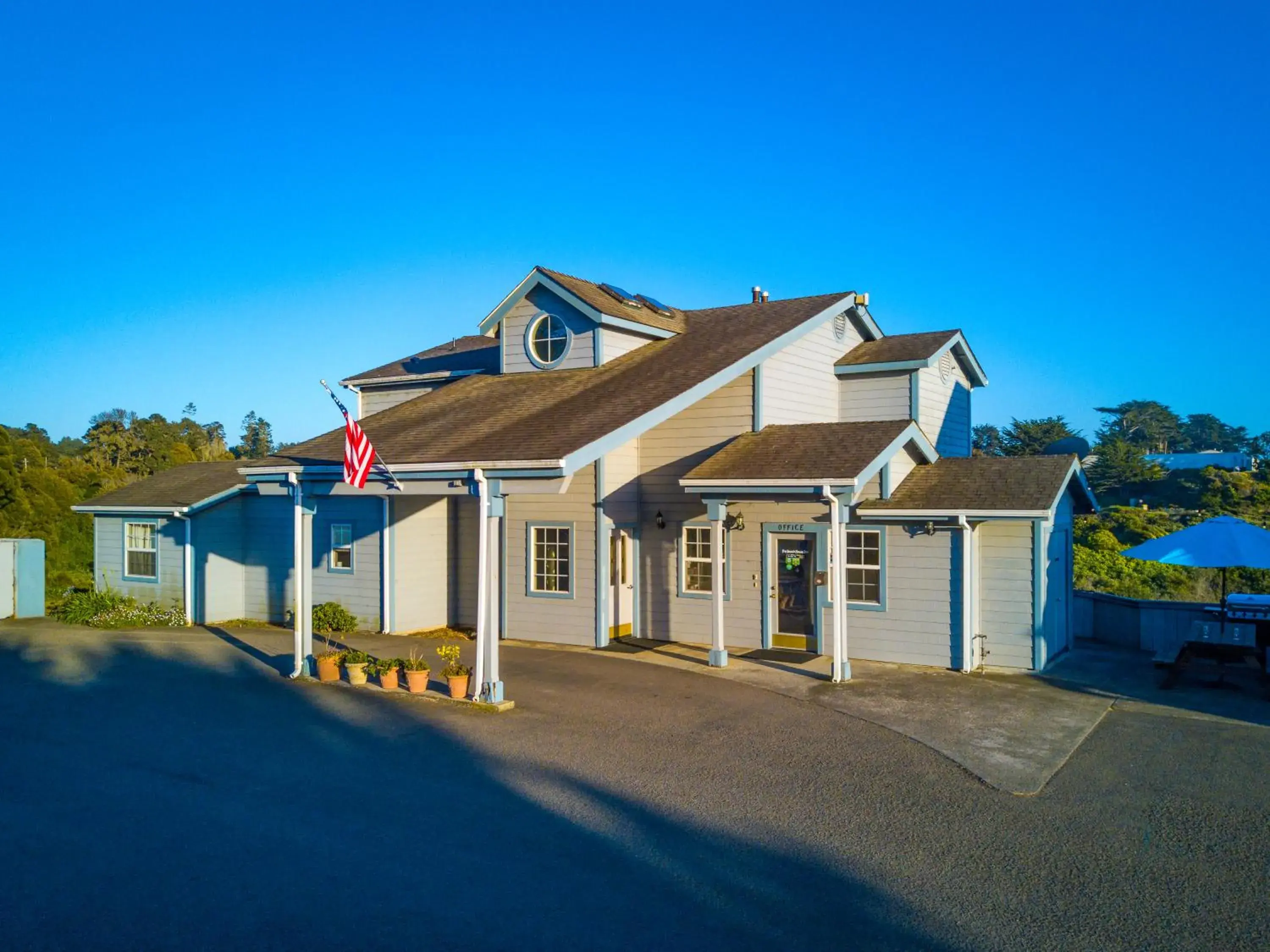 Property Building in The Beach House Inn