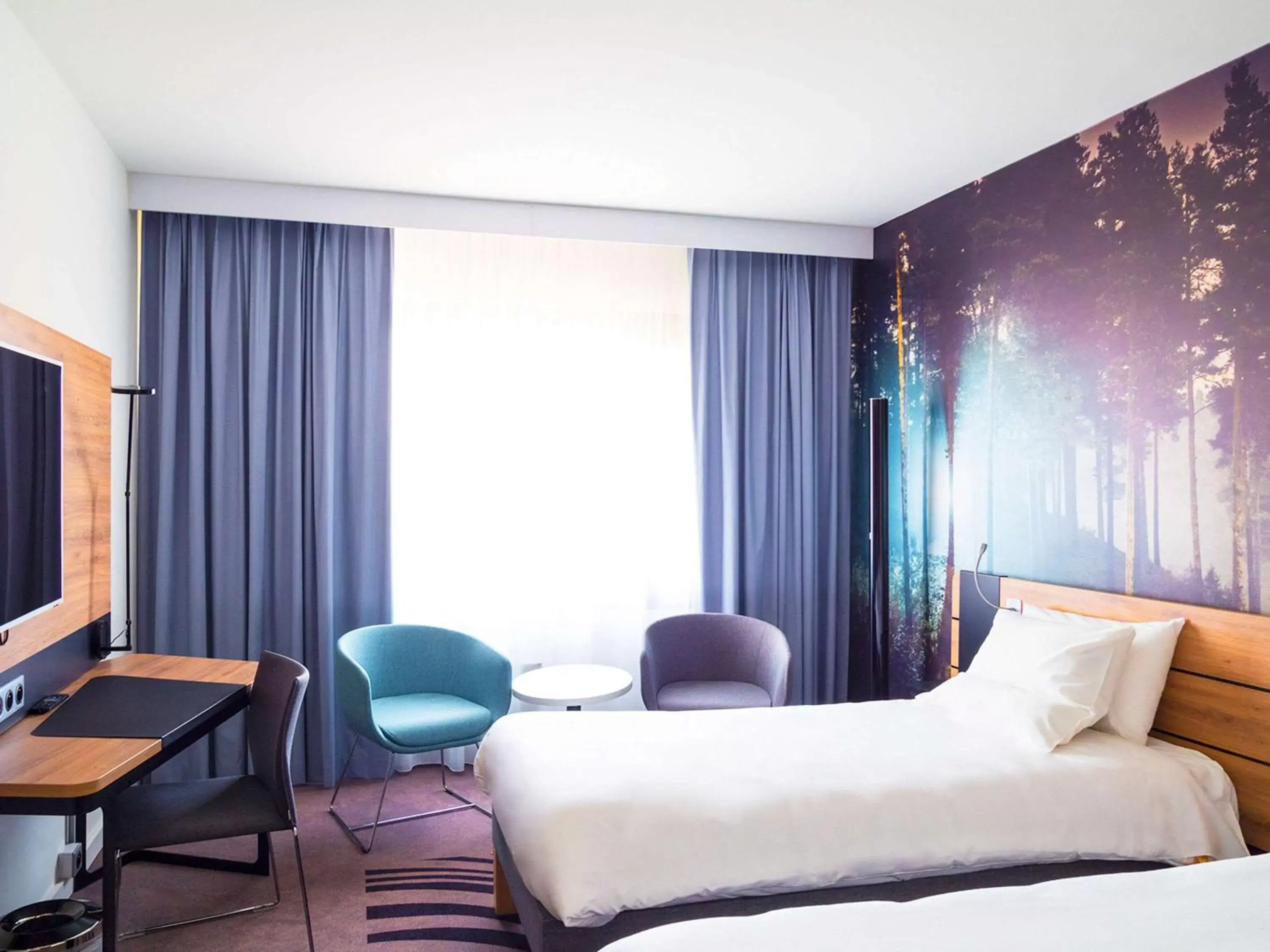 Photo of the whole room, Bed in Novotel Katowice Centrum