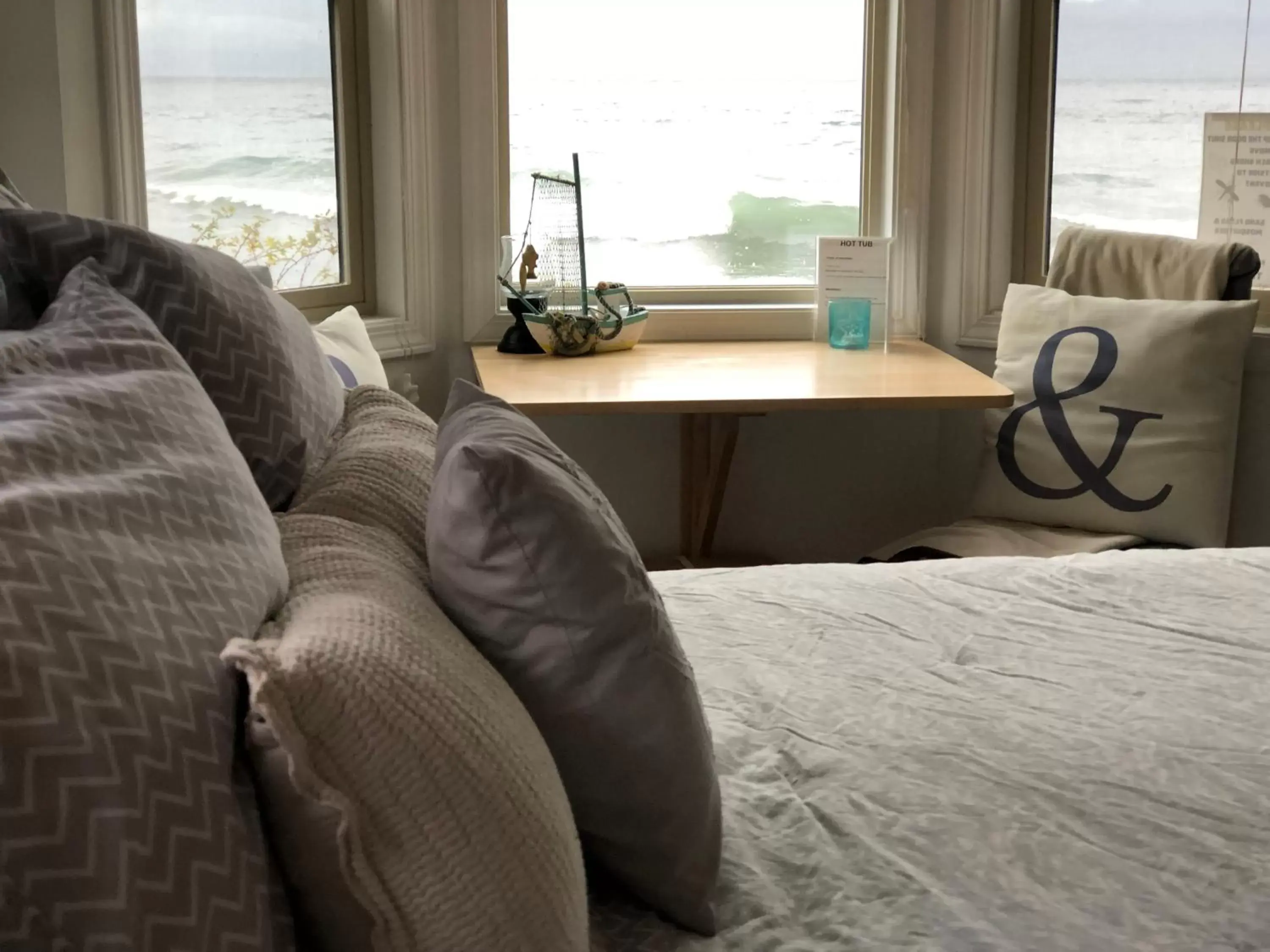 Bed in Qualicum Breeze Beach Resort