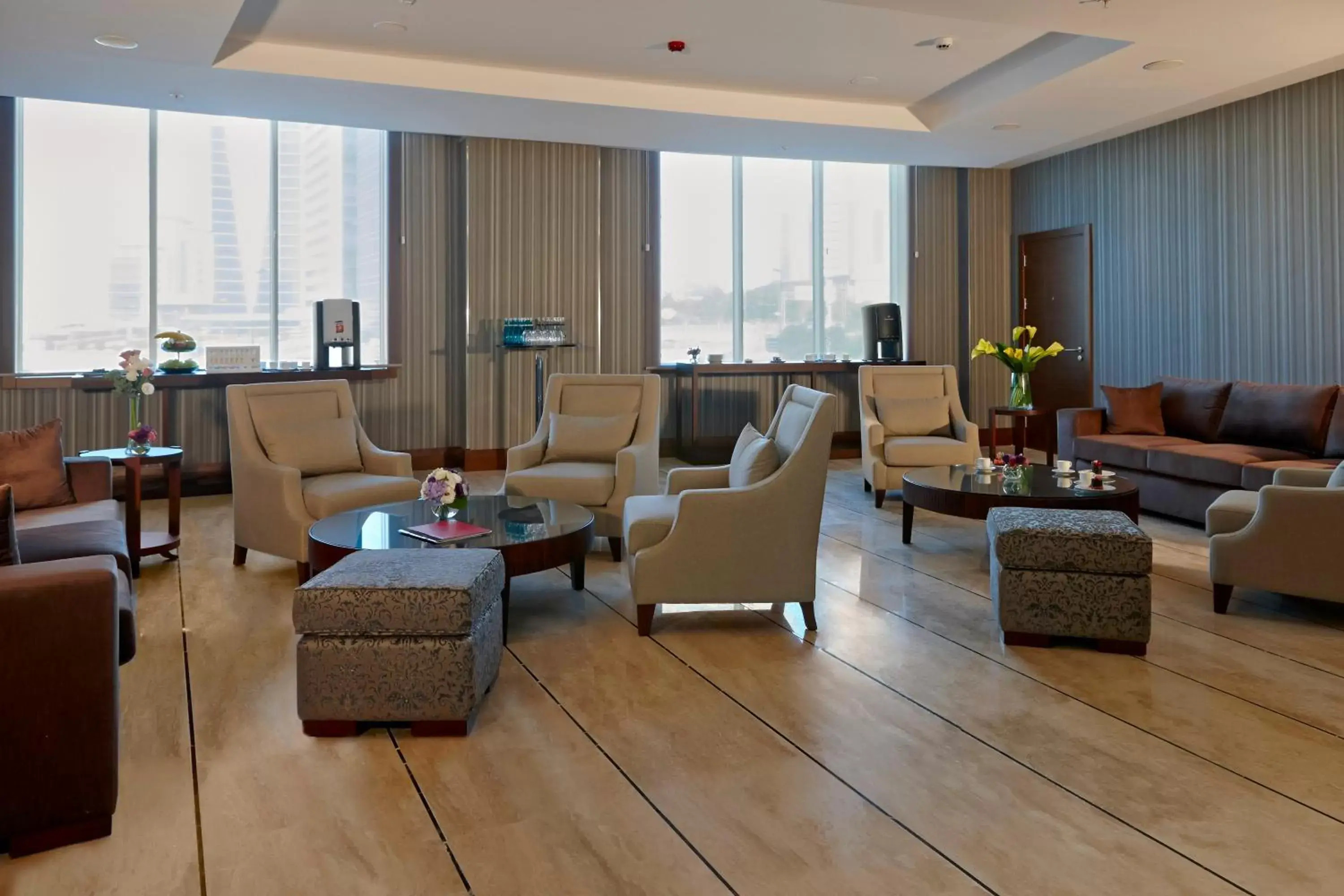 Meeting/conference room, Seating Area in Crowne Plaza Istanbul Oryapark, an IHG Hotel