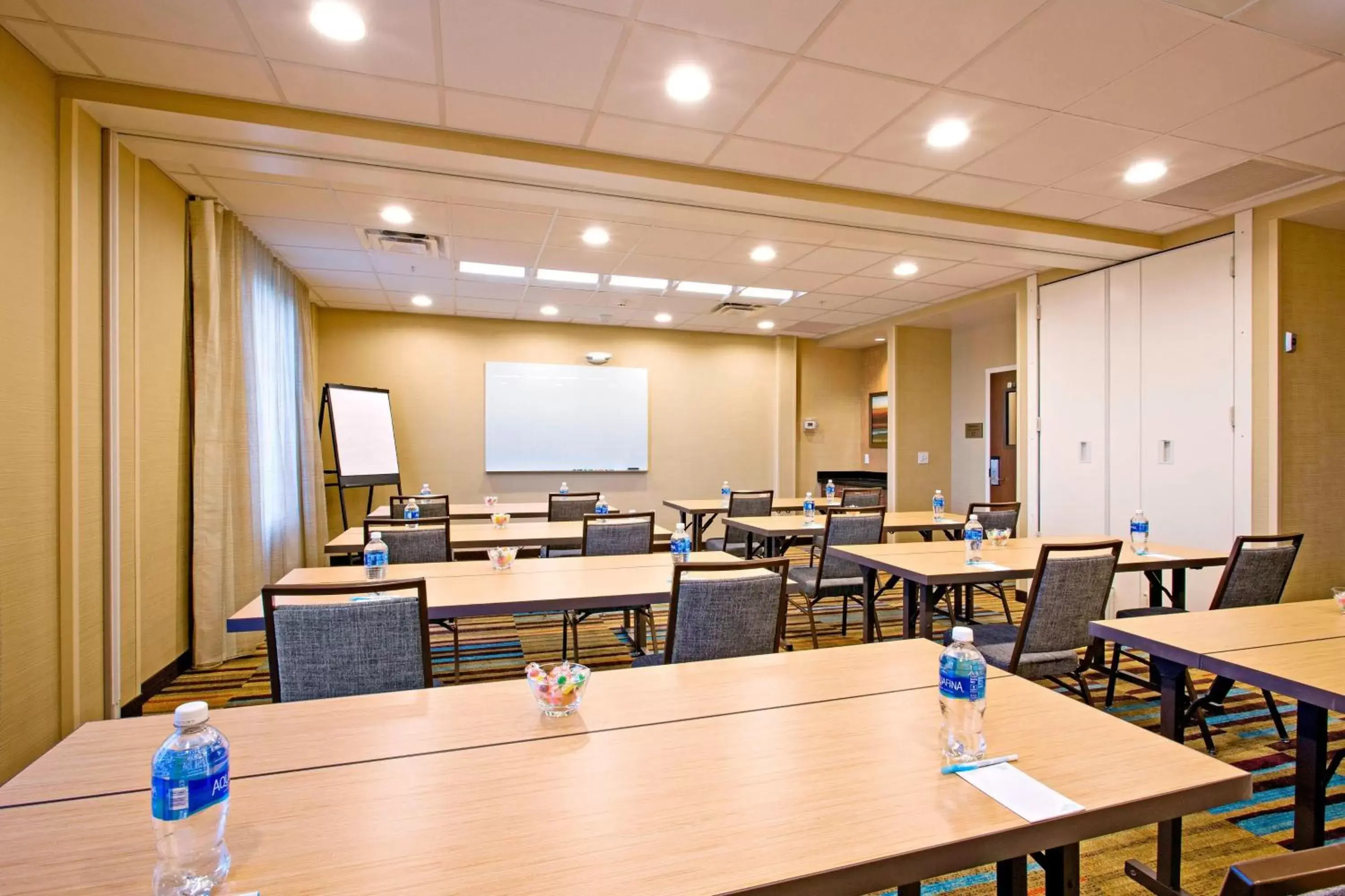 Meeting/conference room in Fairfield Inn & Suites by Marriott Phoenix Tempe/Airport