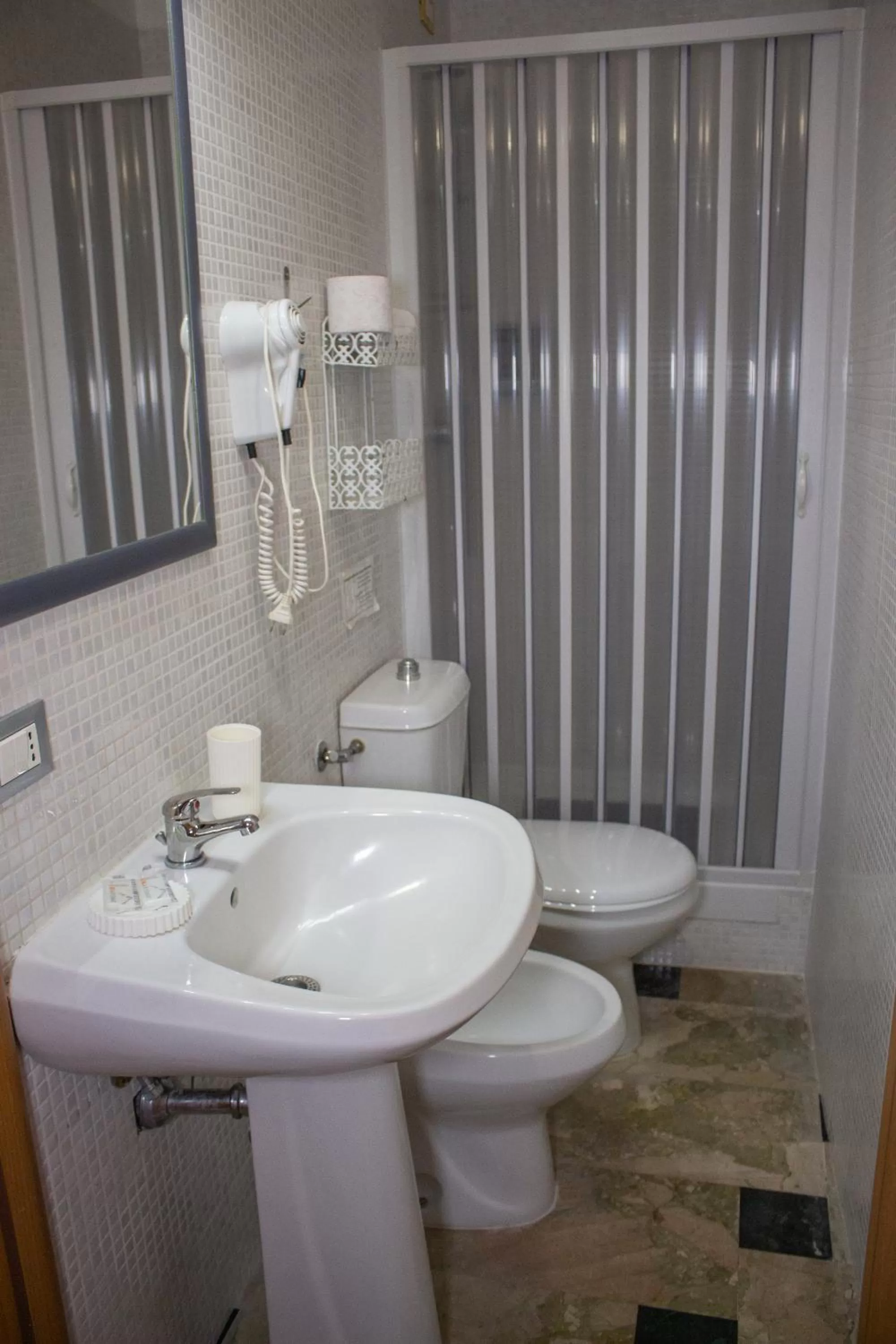 Bathroom in Mirage Place B&B