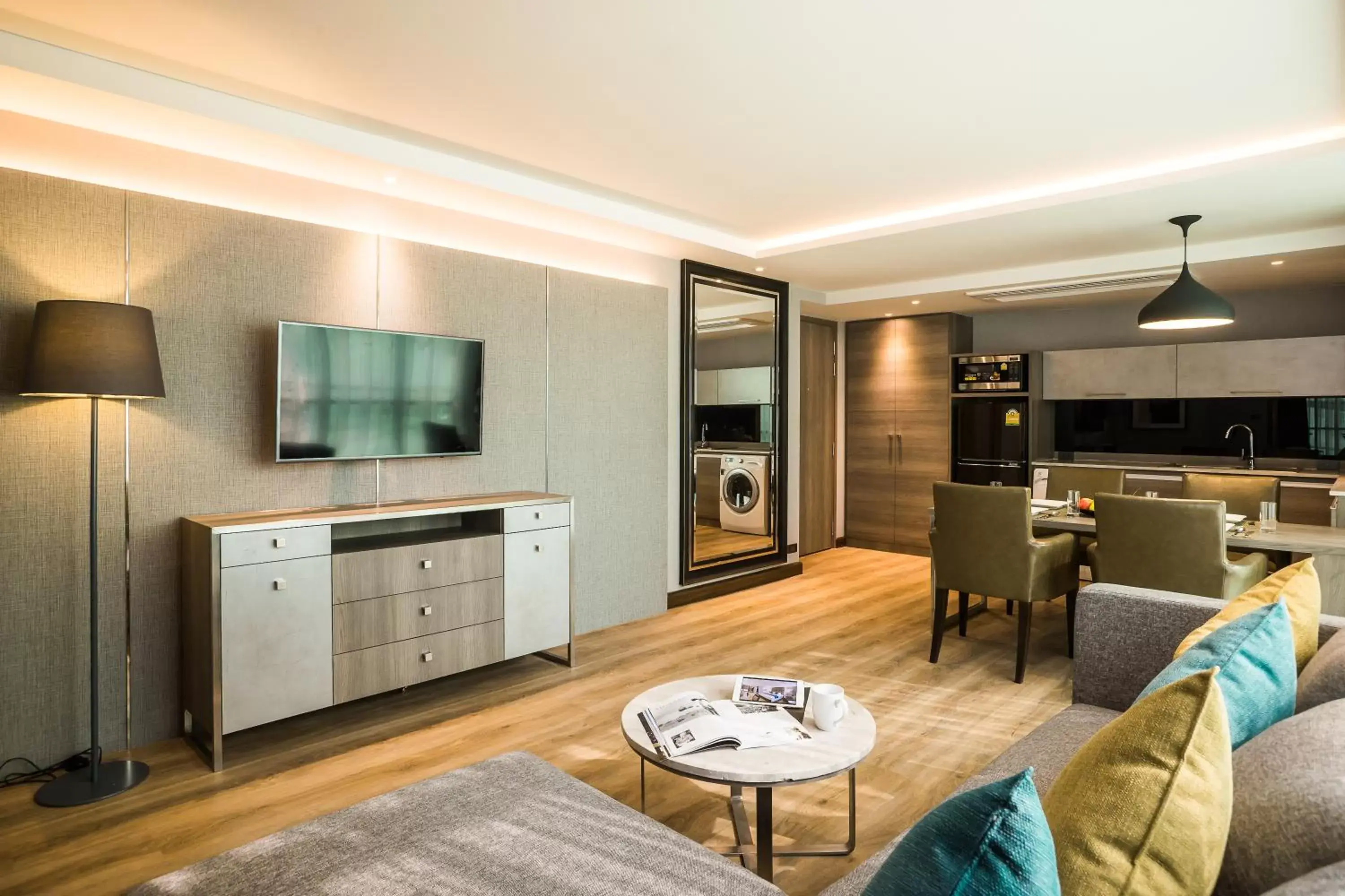 Living room, TV/Entertainment Center in Citrus Suites Sukhumvit 6 by Compass Hospitality