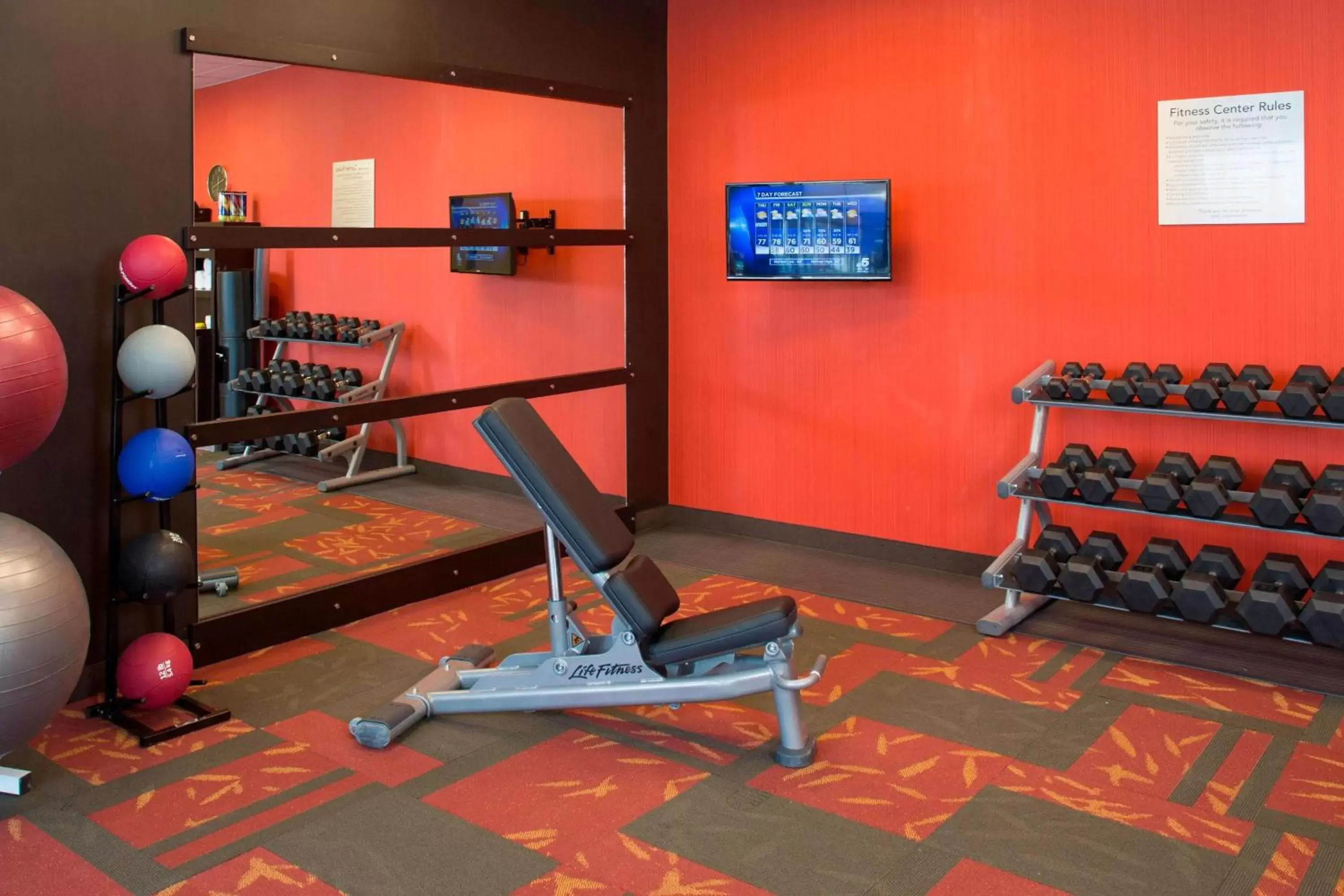 Fitness centre/facilities, Fitness Center/Facilities in Courtyard by Marriott Dallas Midlothian at Midlothian Conference Center