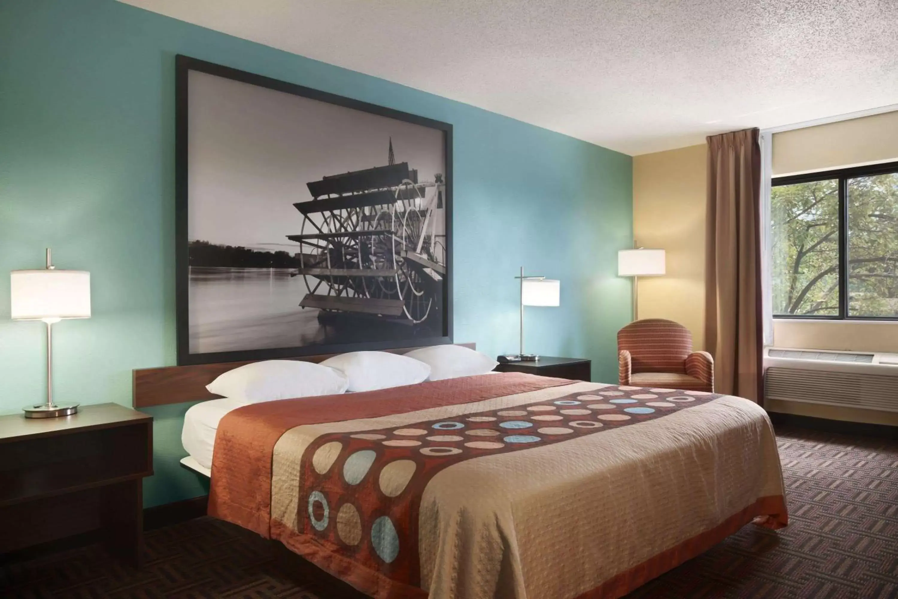 Photo of the whole room, Bed in Super 8 by Wyndham Peoria