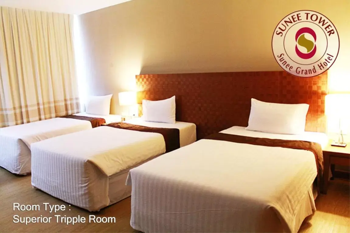 Photo of the whole room, Bed in Sunee Grand Hotel&convention Center