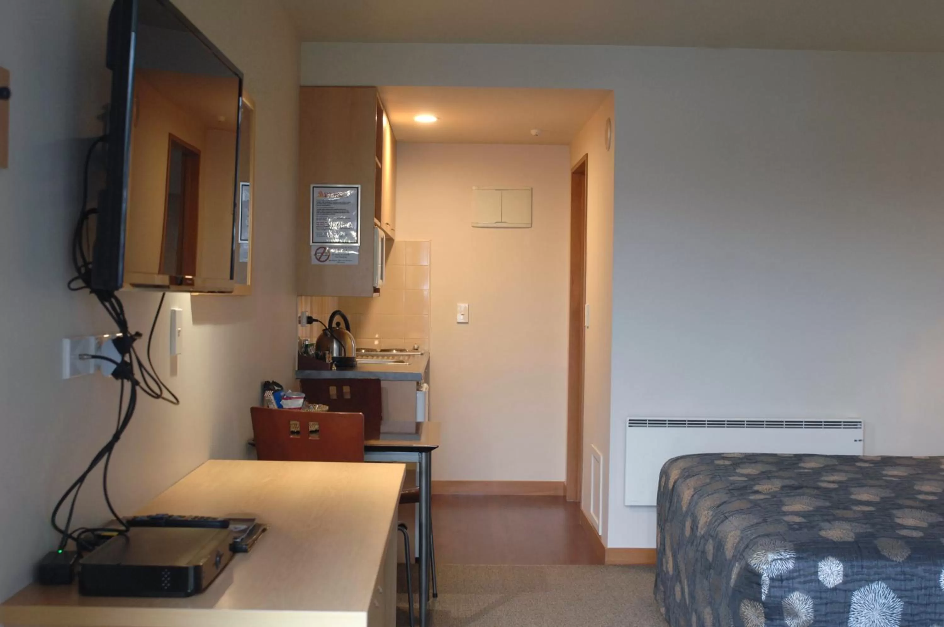 TV/Entertainment Center in 295 on Tay Motel