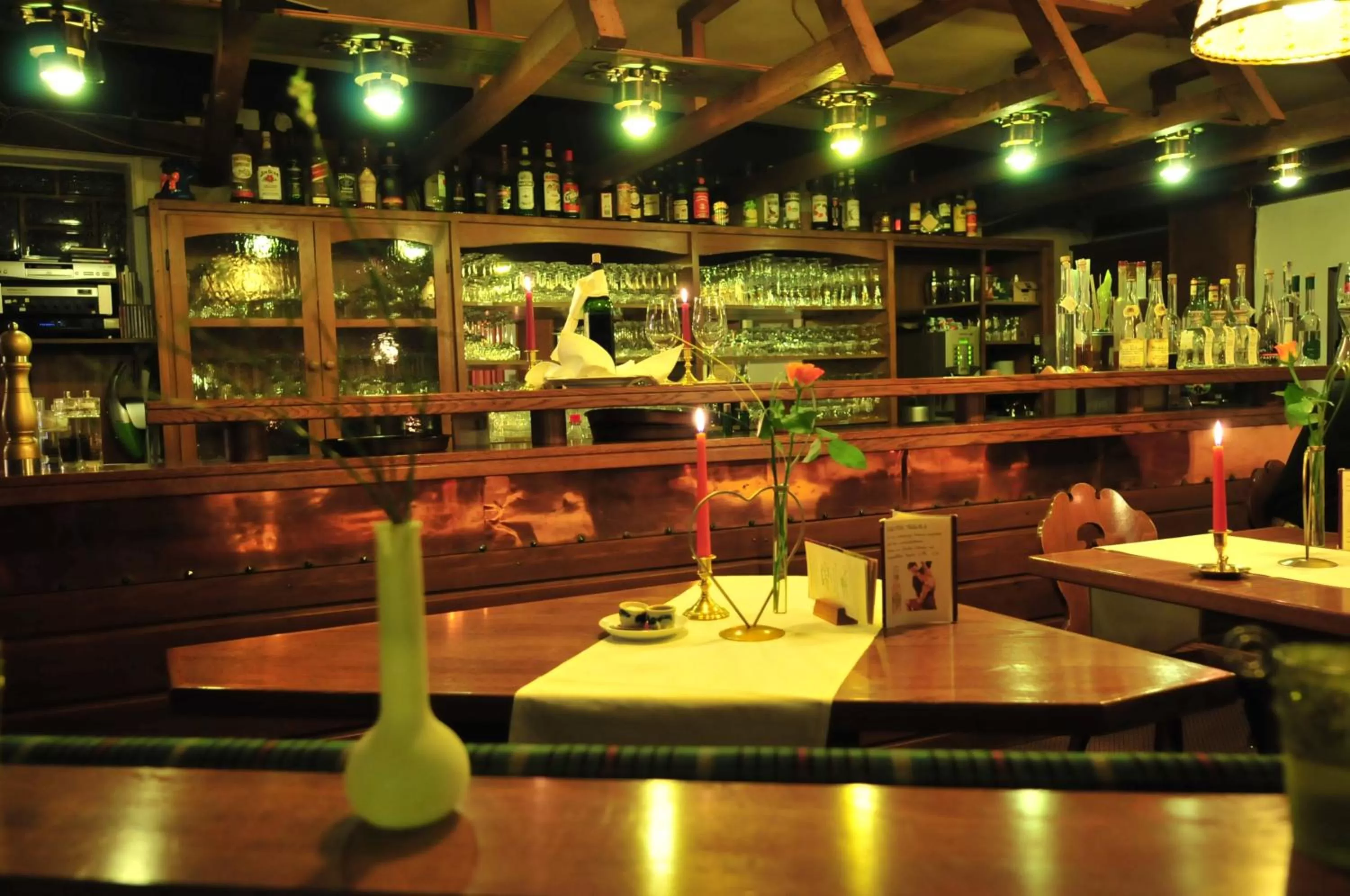 Restaurant/places to eat in Hotel Goldflair am Rathaus