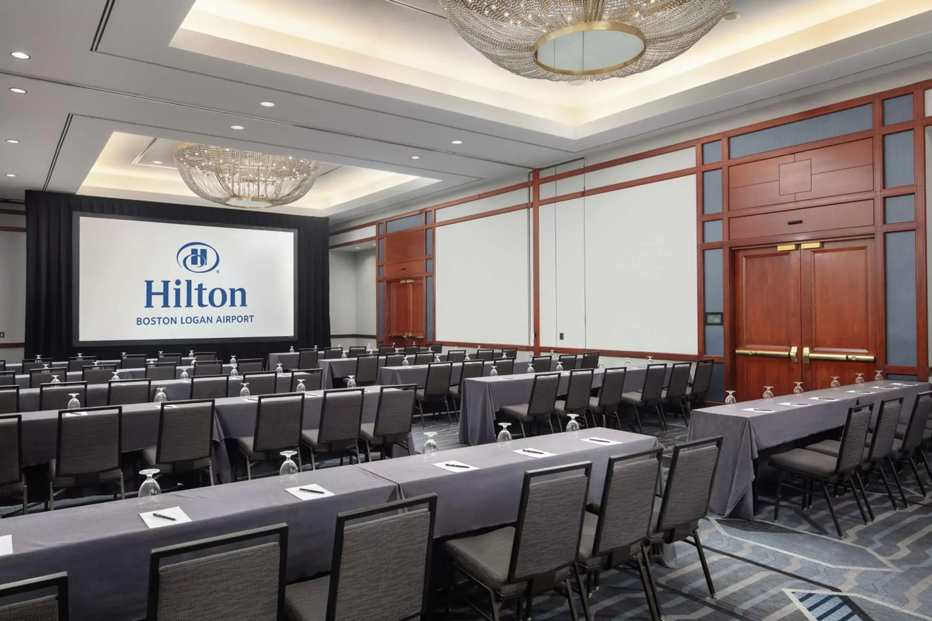 Meeting/conference room in Hilton Boston Logan Airport