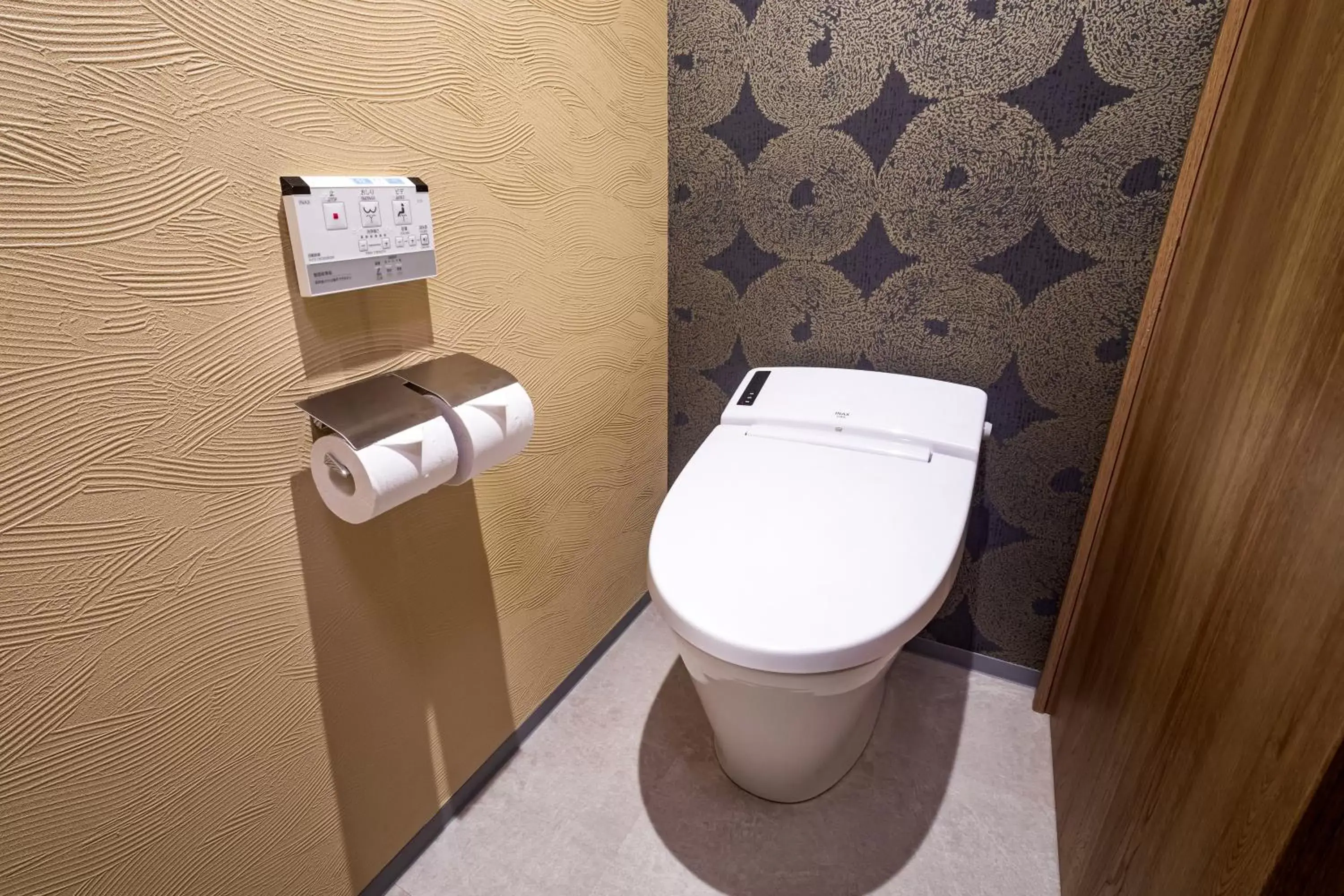 Toilet, Bathroom in Rinn Gion Shirakawa