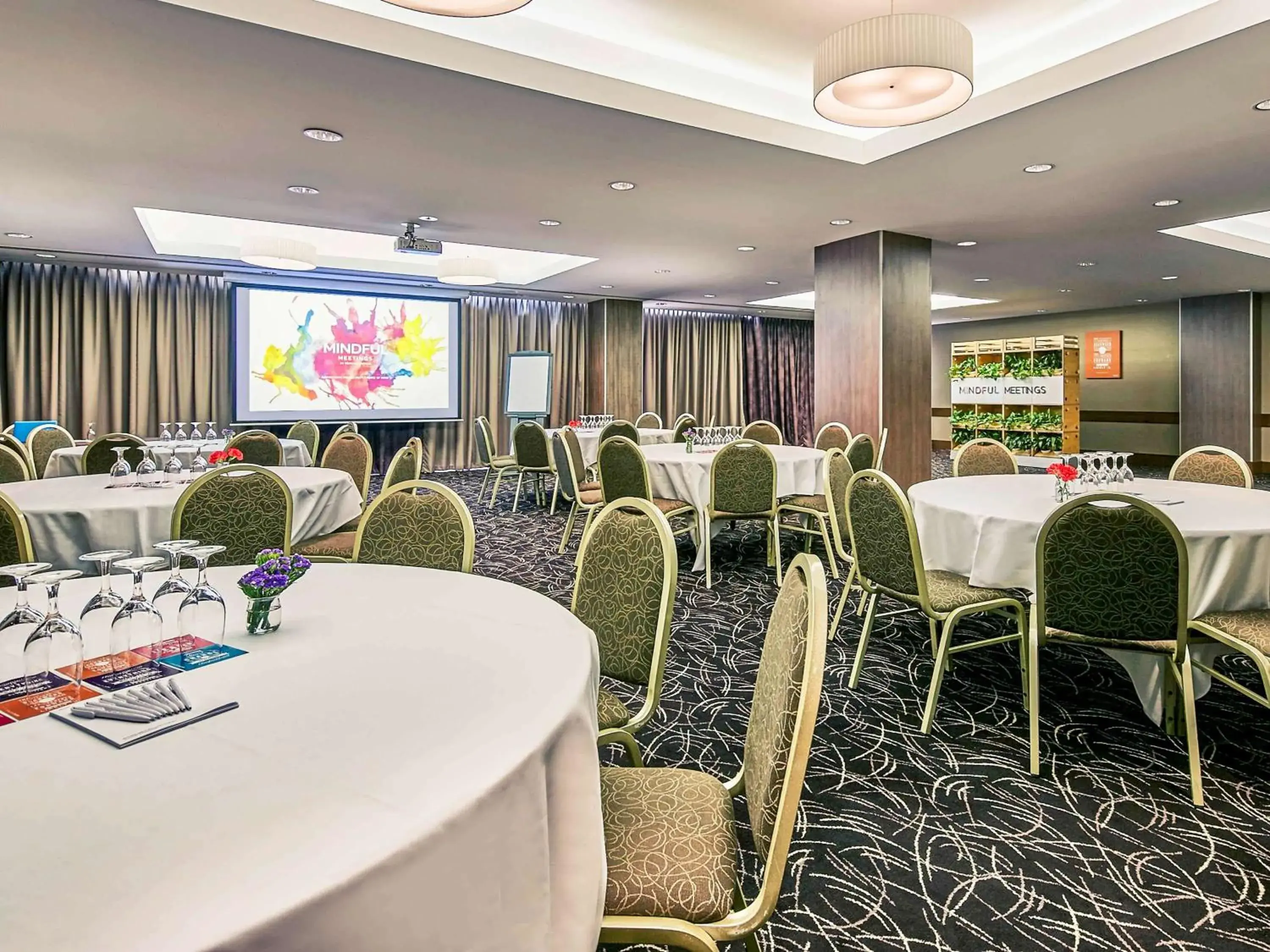 On site, Banquet Facilities in Mercure Perth