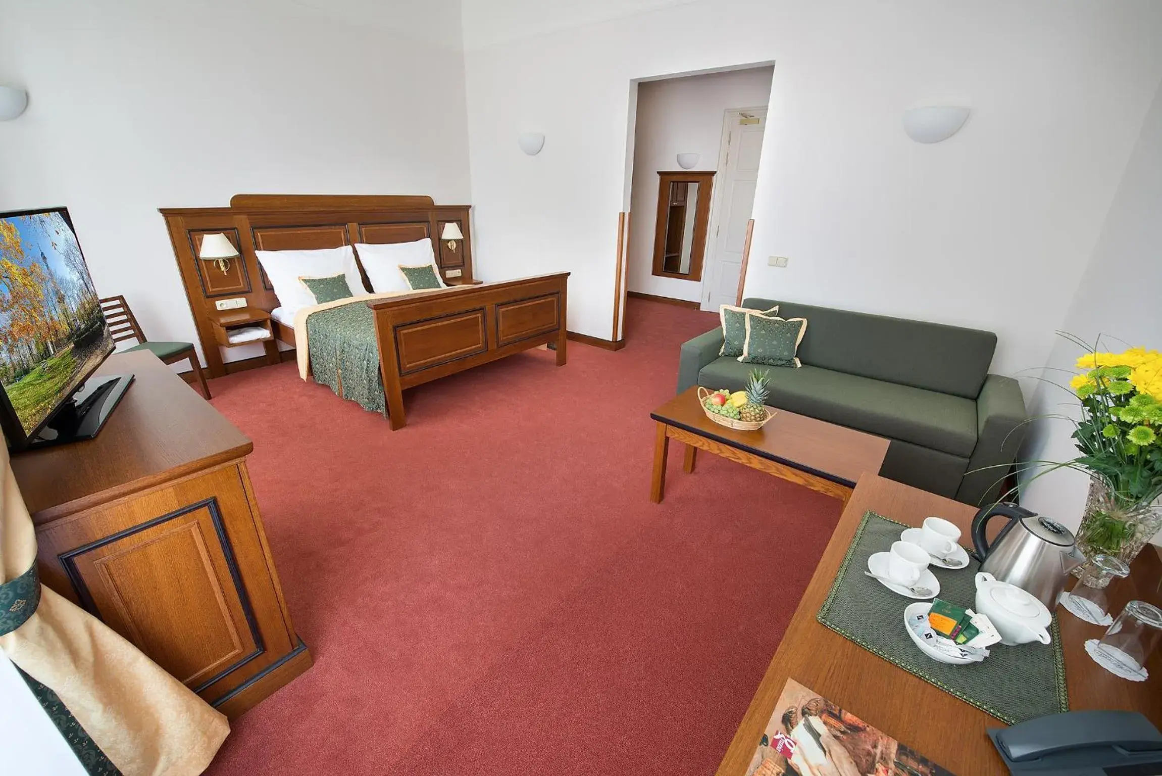 Photo of the whole room, Seating Area in U Medvidku-Brewery Hotel