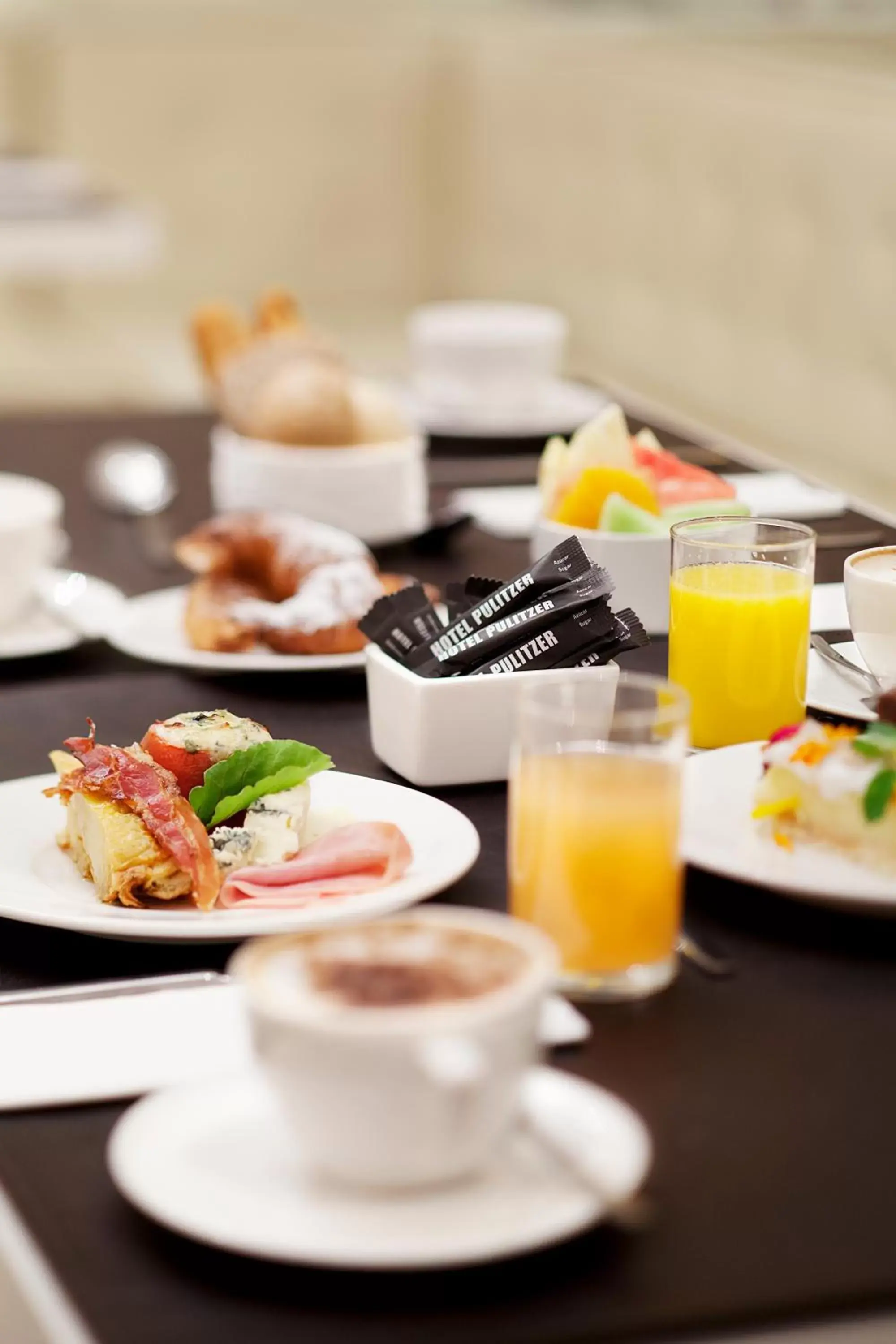 Restaurant/places to eat, Breakfast in Hotel Pulitzer Buenos Aires