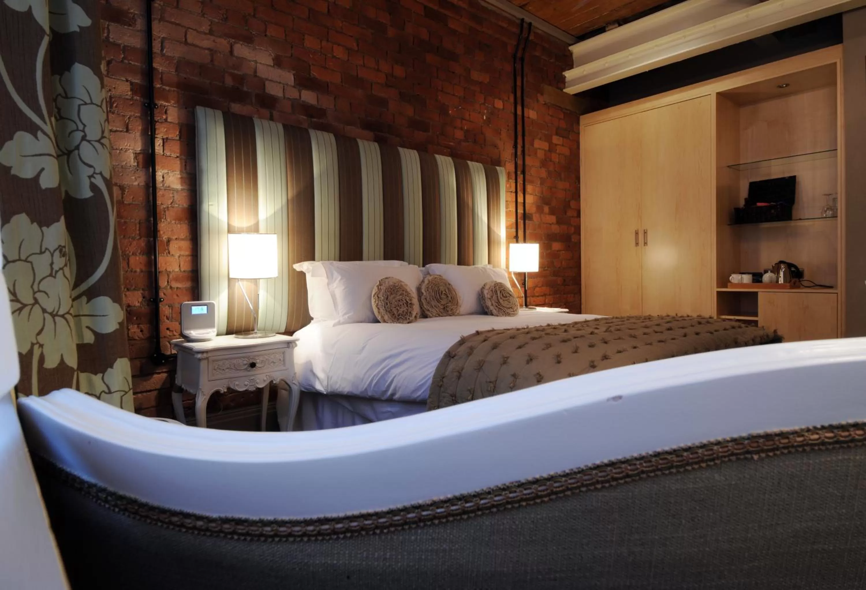 Bed in Velvet Hotel Manchester, WorldHotels Crafted