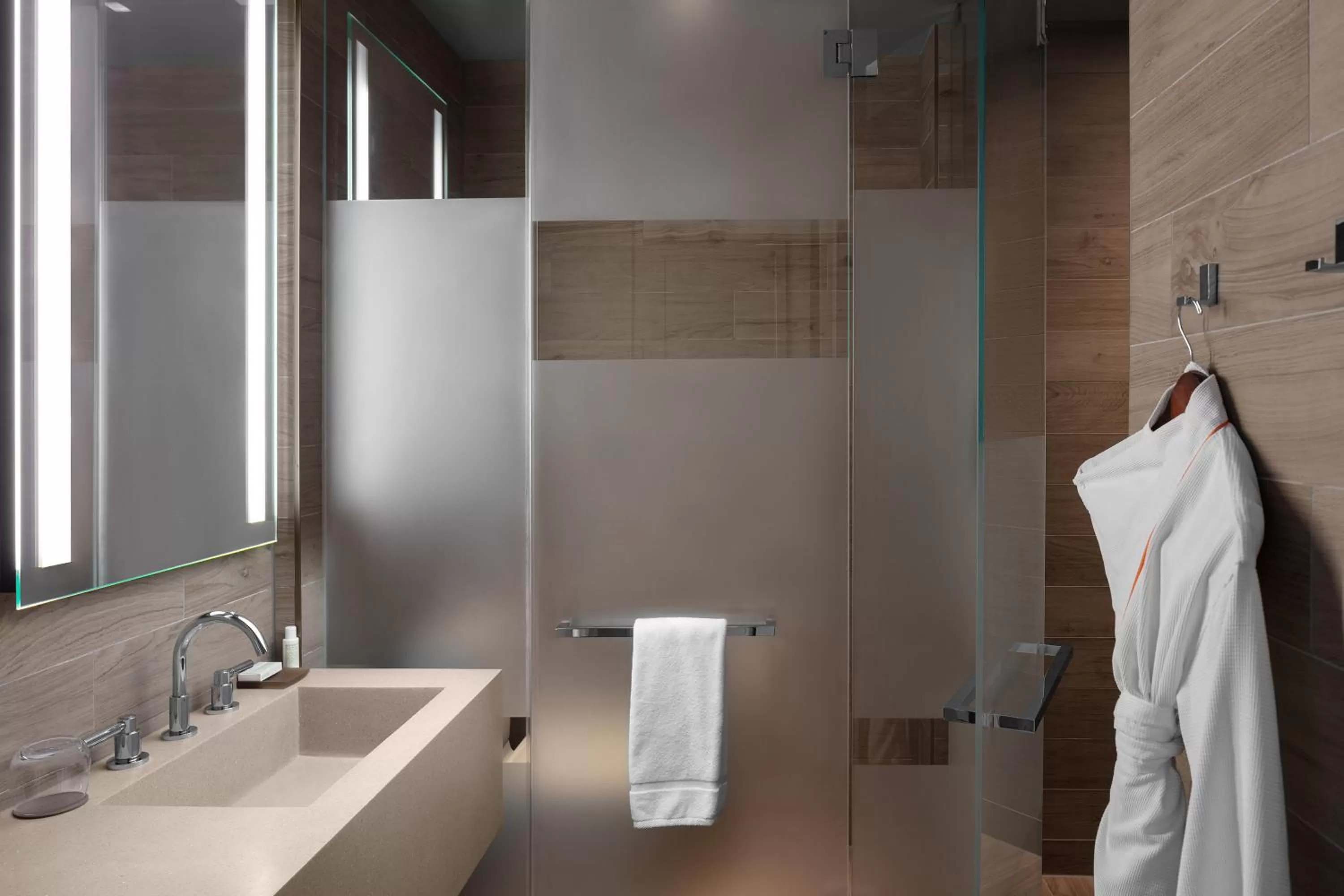 Shower in EAST Miami