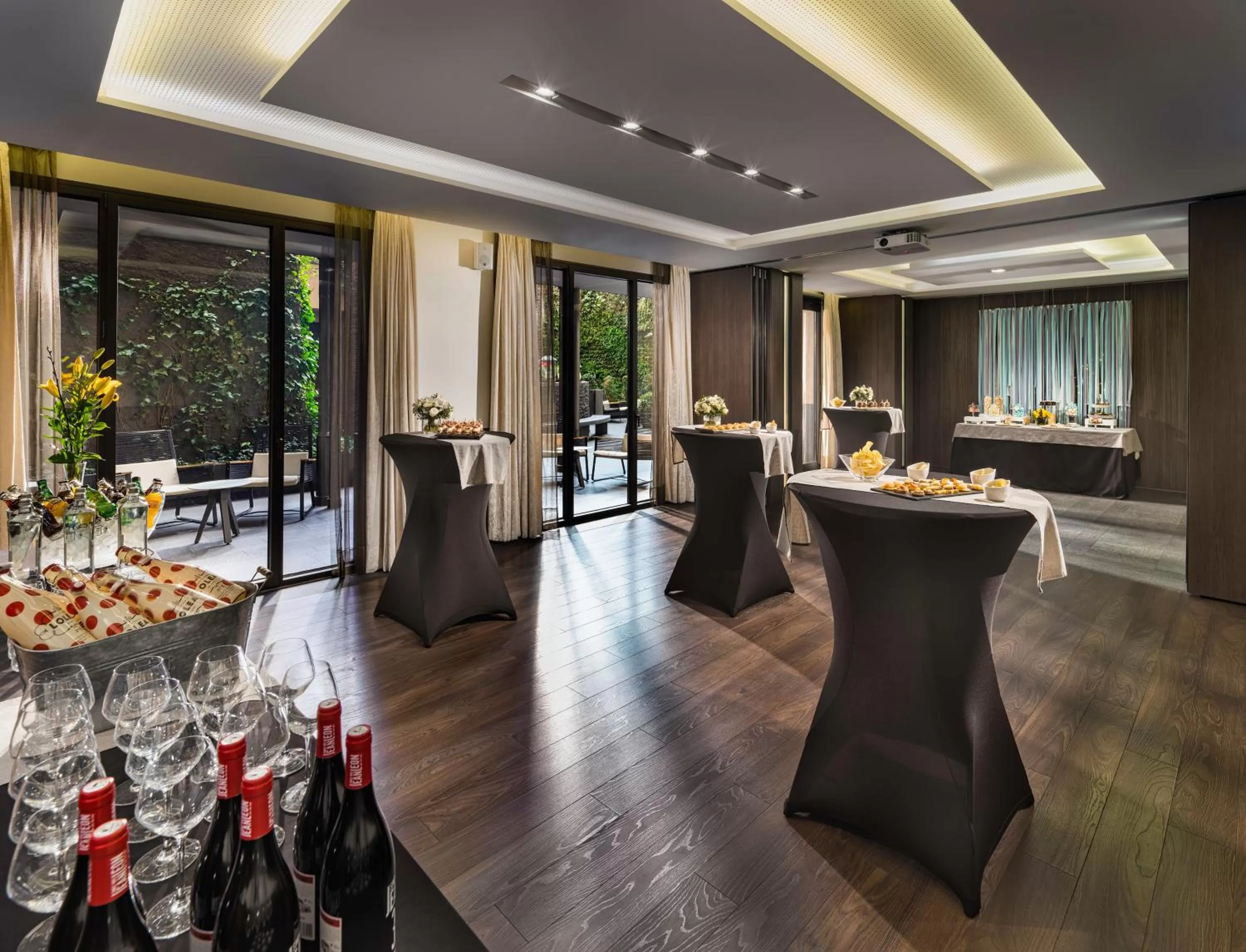 Banquet/Function facilities in H10 Urquinaona Plaza