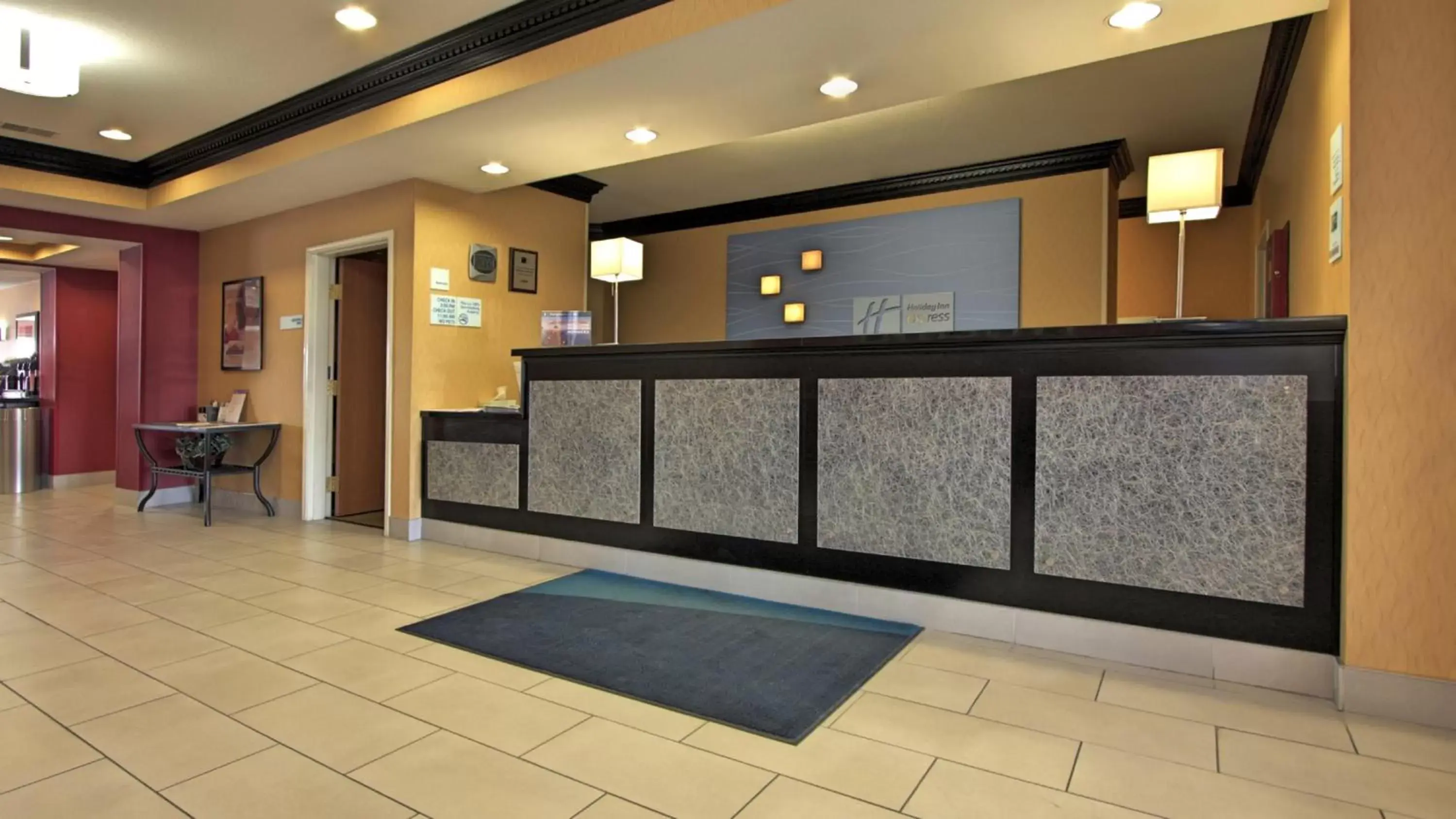 Property building, Lobby/Reception in Holiday Inn Express Hotel & Suites Defiance, an IHG Hotel
