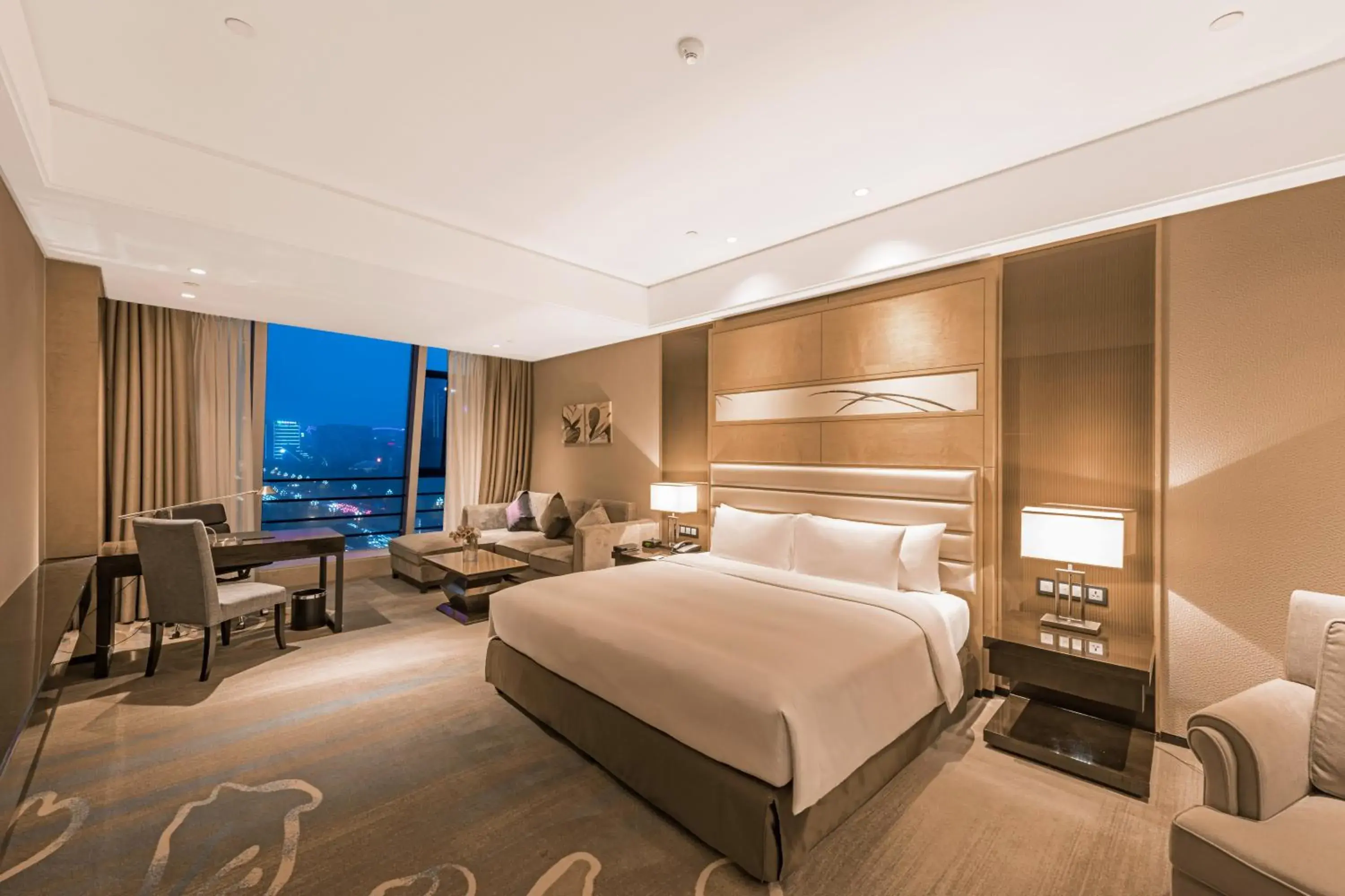 Bed in Howard Johnson Hi - Tech Plaza Chengdu Bed in Howard Johnson Hi - Tech Plaza Chengdu