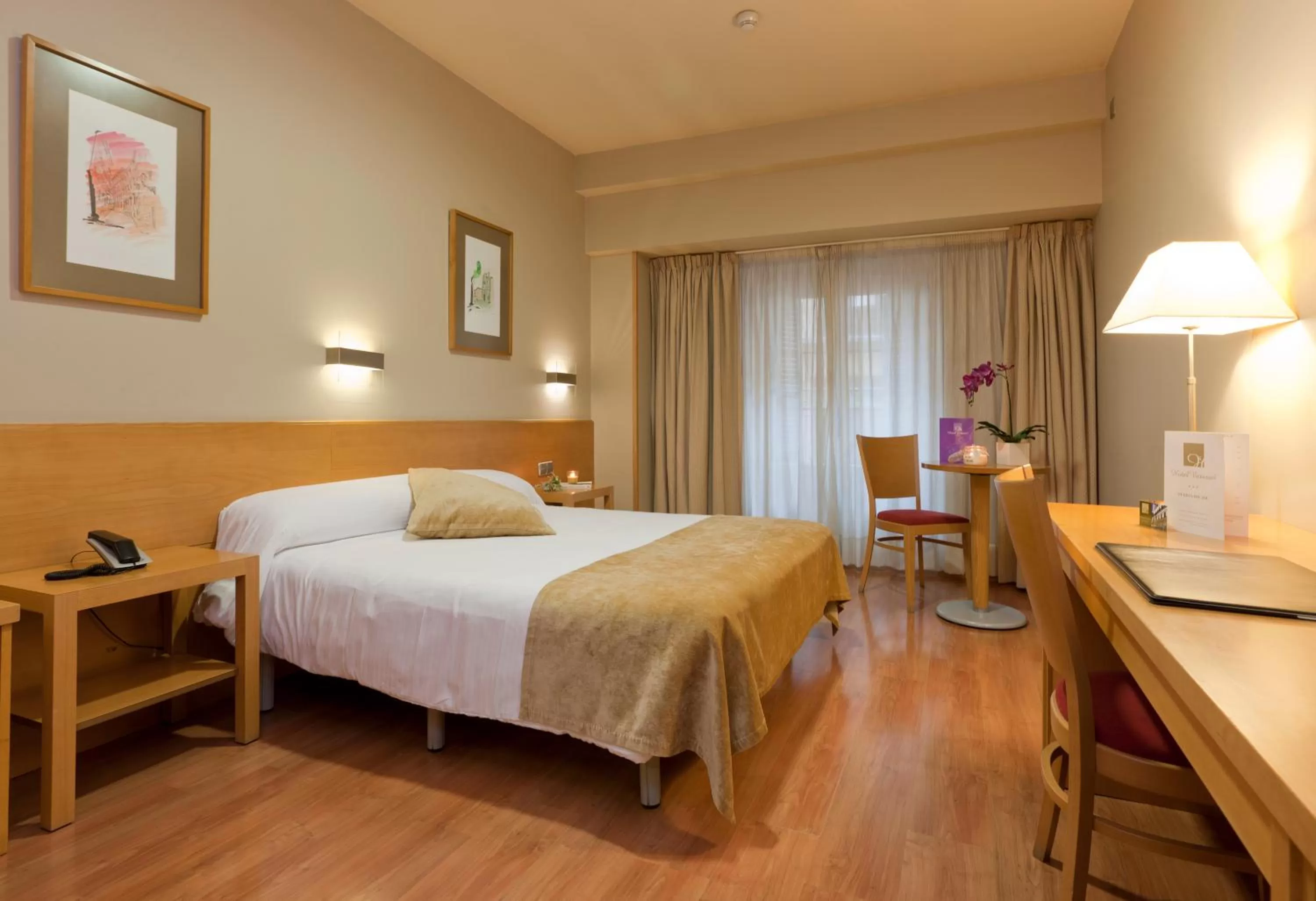 Bed in Victoria 4 Puerta del Sol