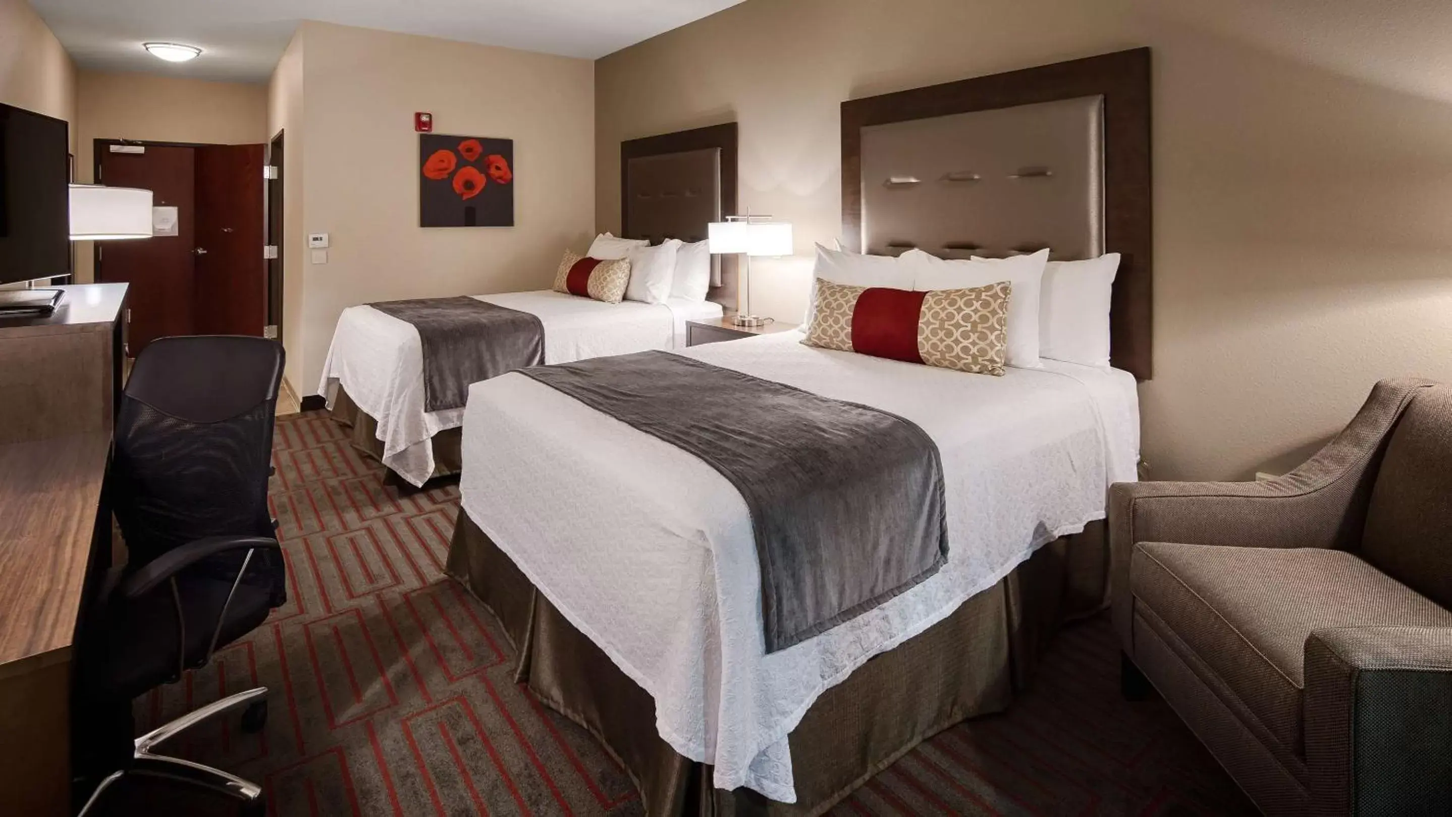 Bedroom, Bed in Best Western Plus Stevens County Inn