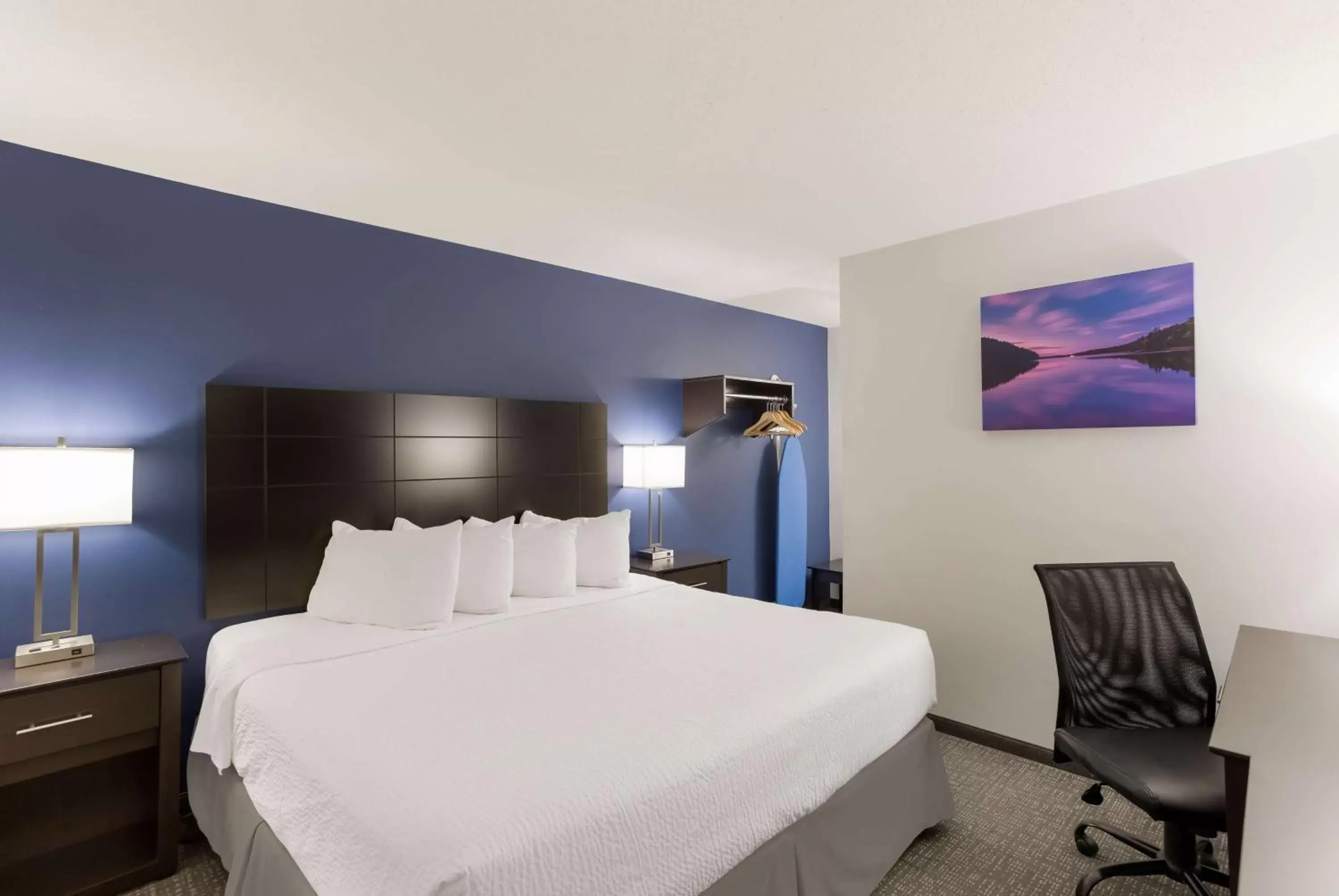 Bedroom, Bed in SureStay Hotel by Best Western Presque Isle