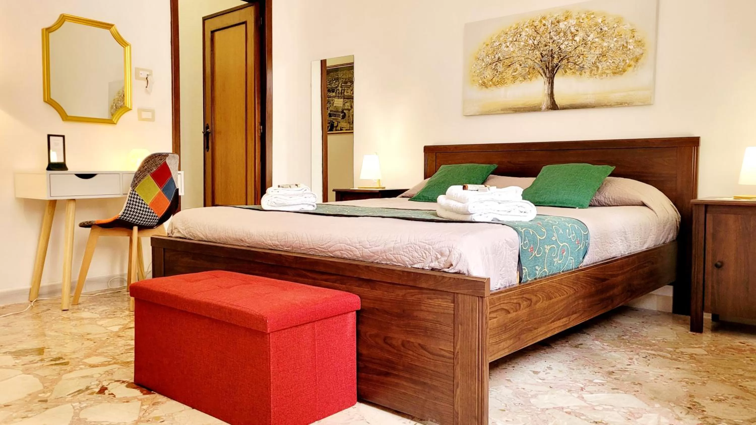 Bed in Zanzi 's Charming Rooms