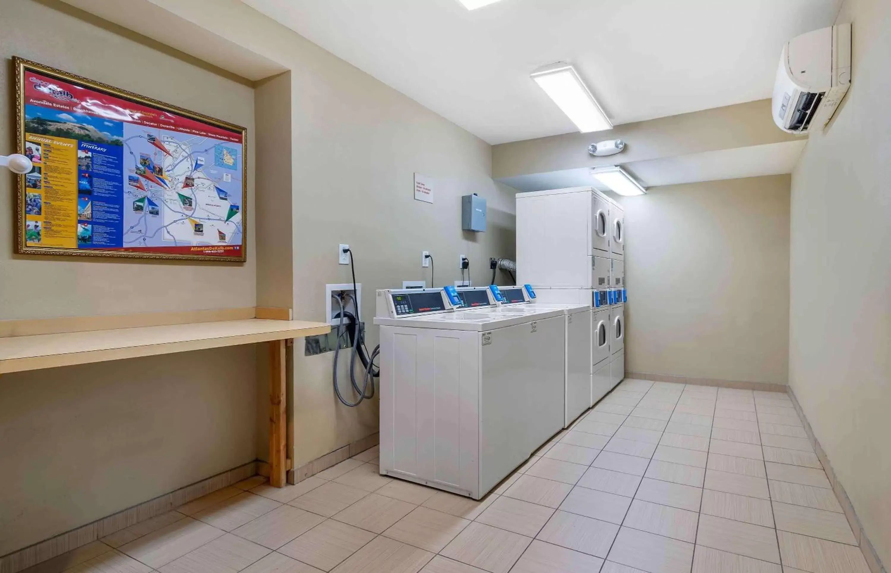 Property building in Extended Stay America Suites - Atlanta - Northlake Property building in Extended Stay America Suites - Atlanta - Northlake